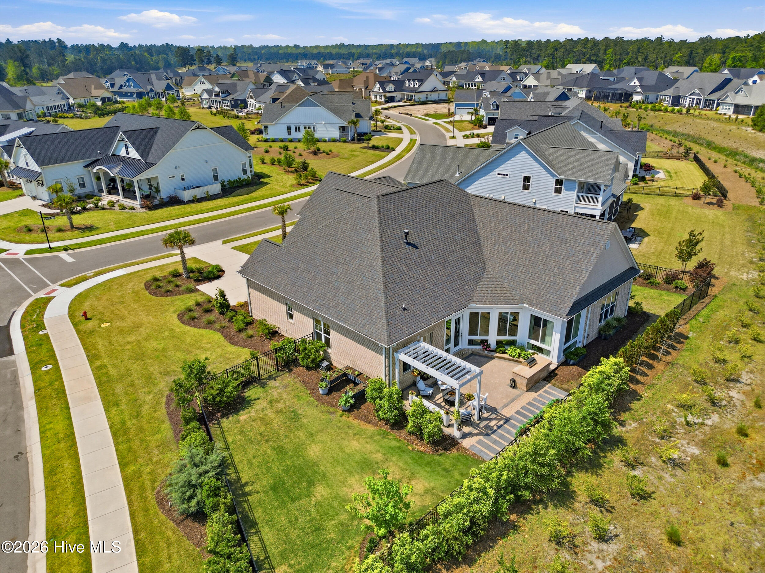 100567484 | Photo 59