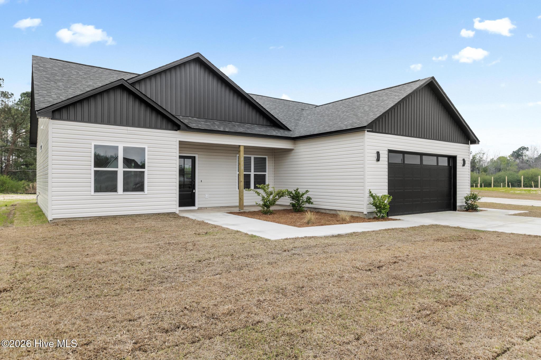 100515007 | Photo 31