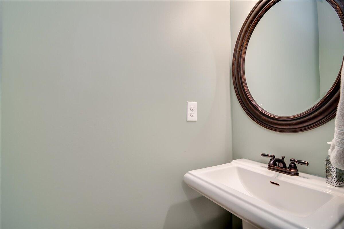 245 Oakbrook Drive