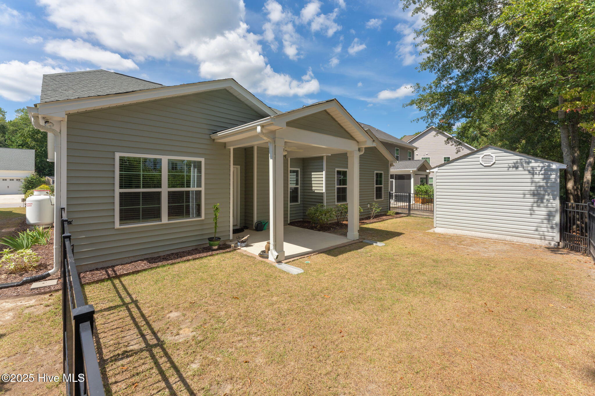 100530499 | Photo 28