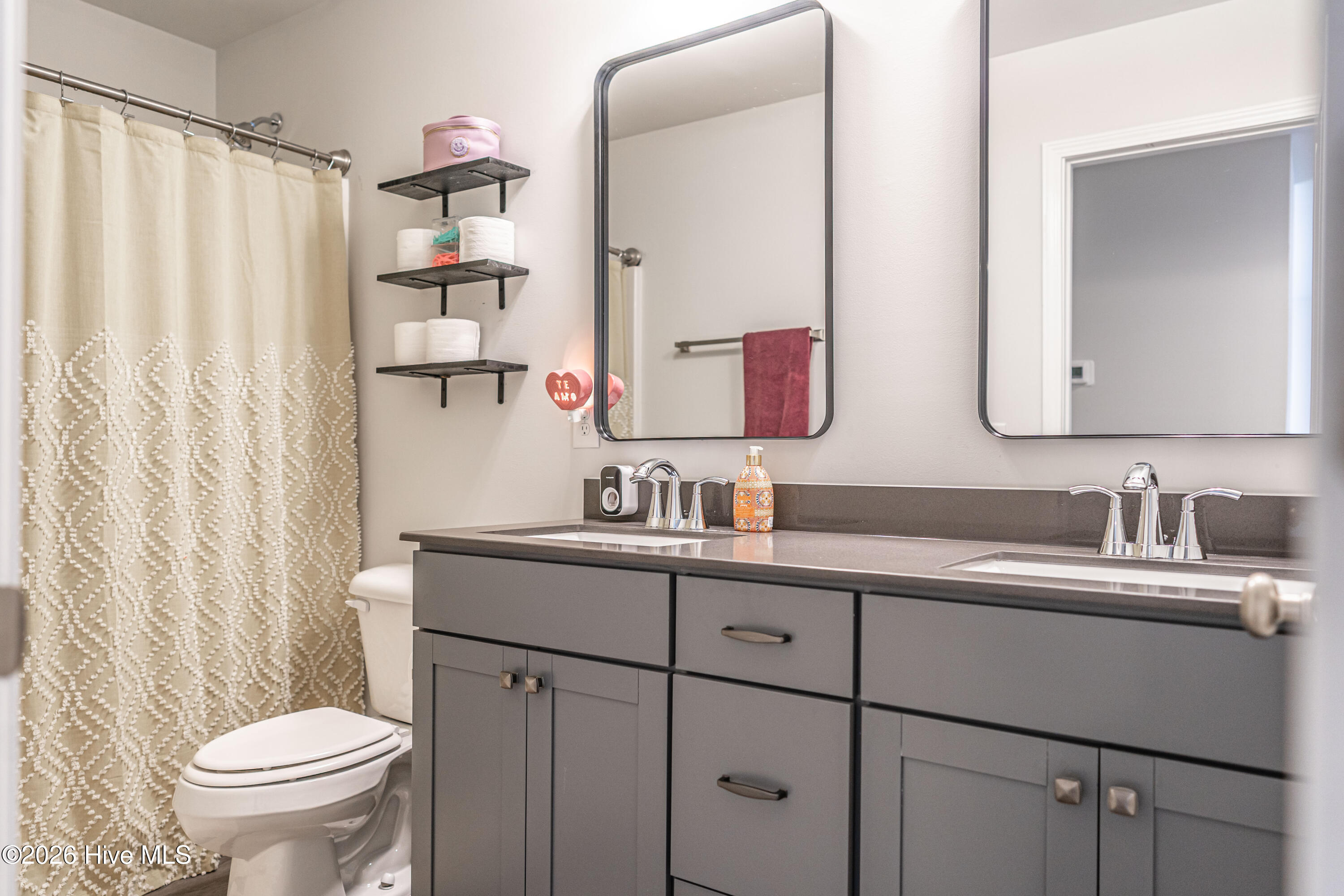 Undisclosed Address, Cameron, NC, 28326