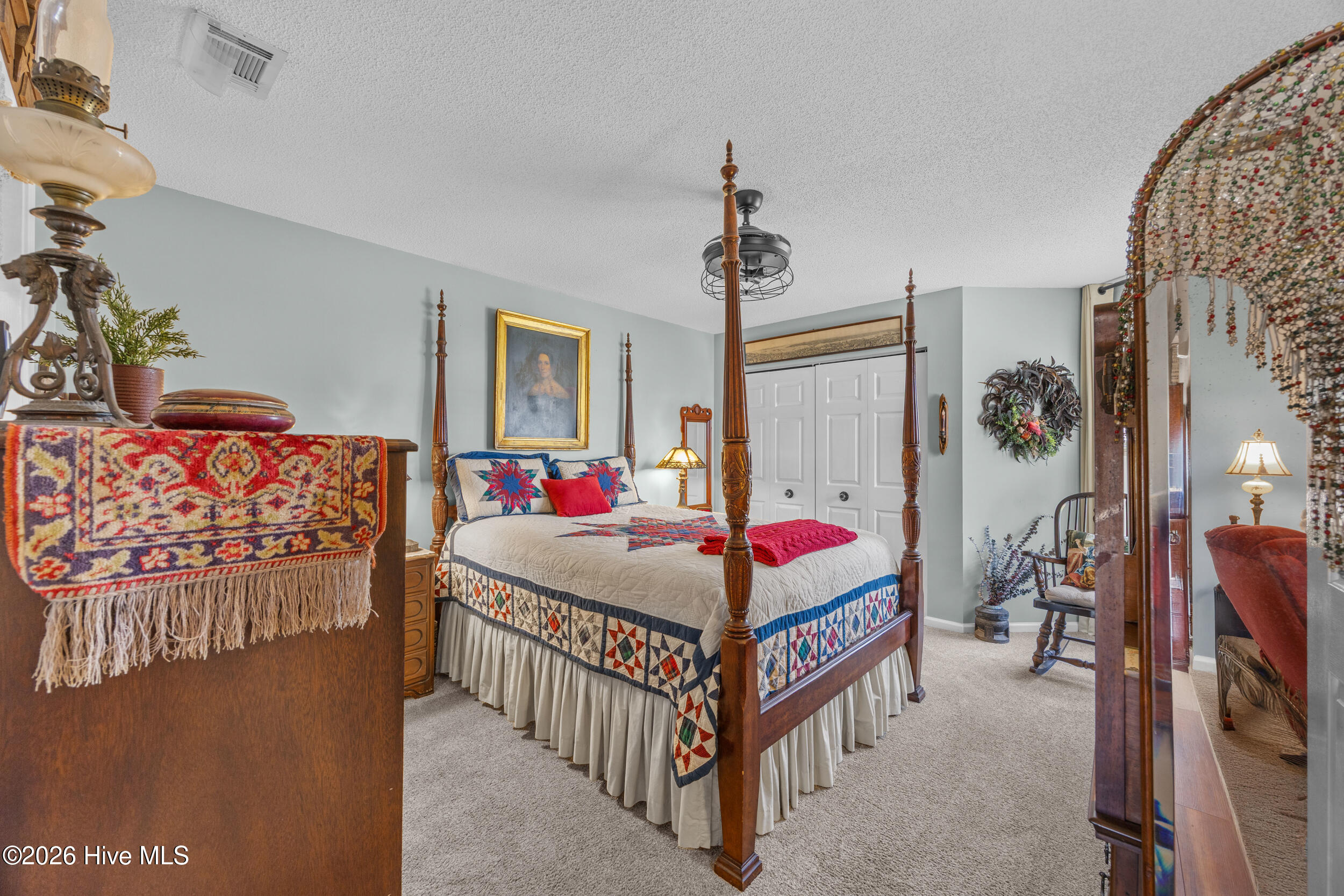 100569630 | Photo 16