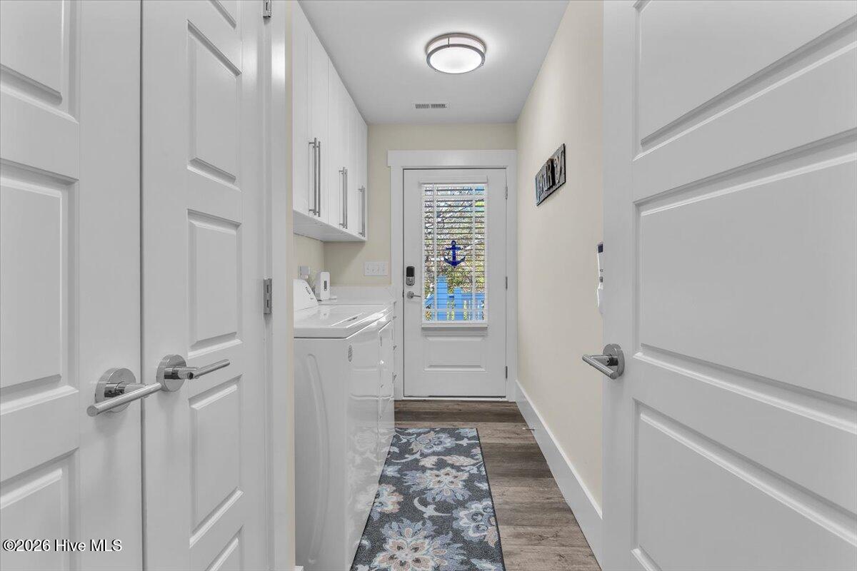 100550591 | Photo 26