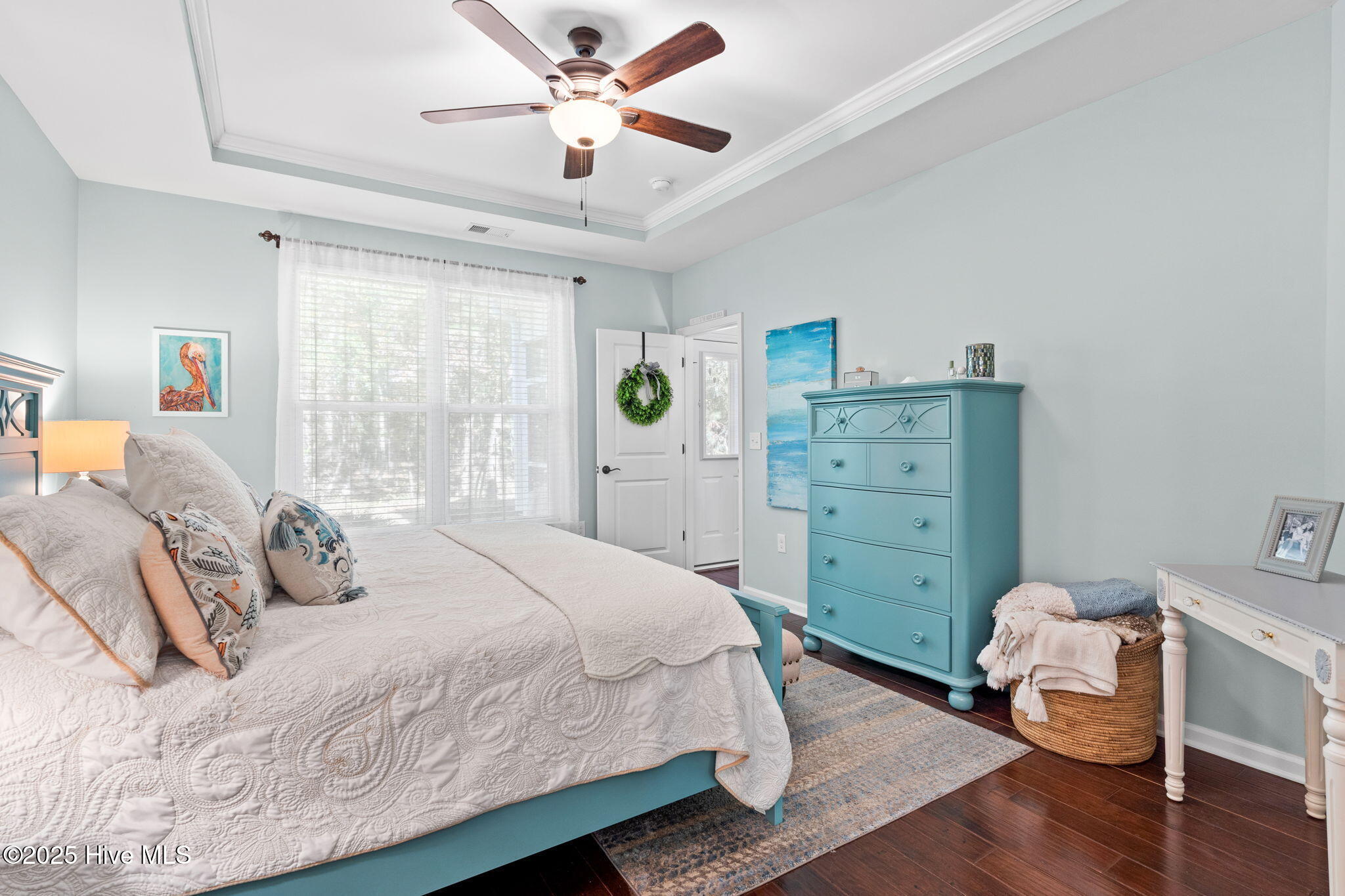 100543770 | Photo 22