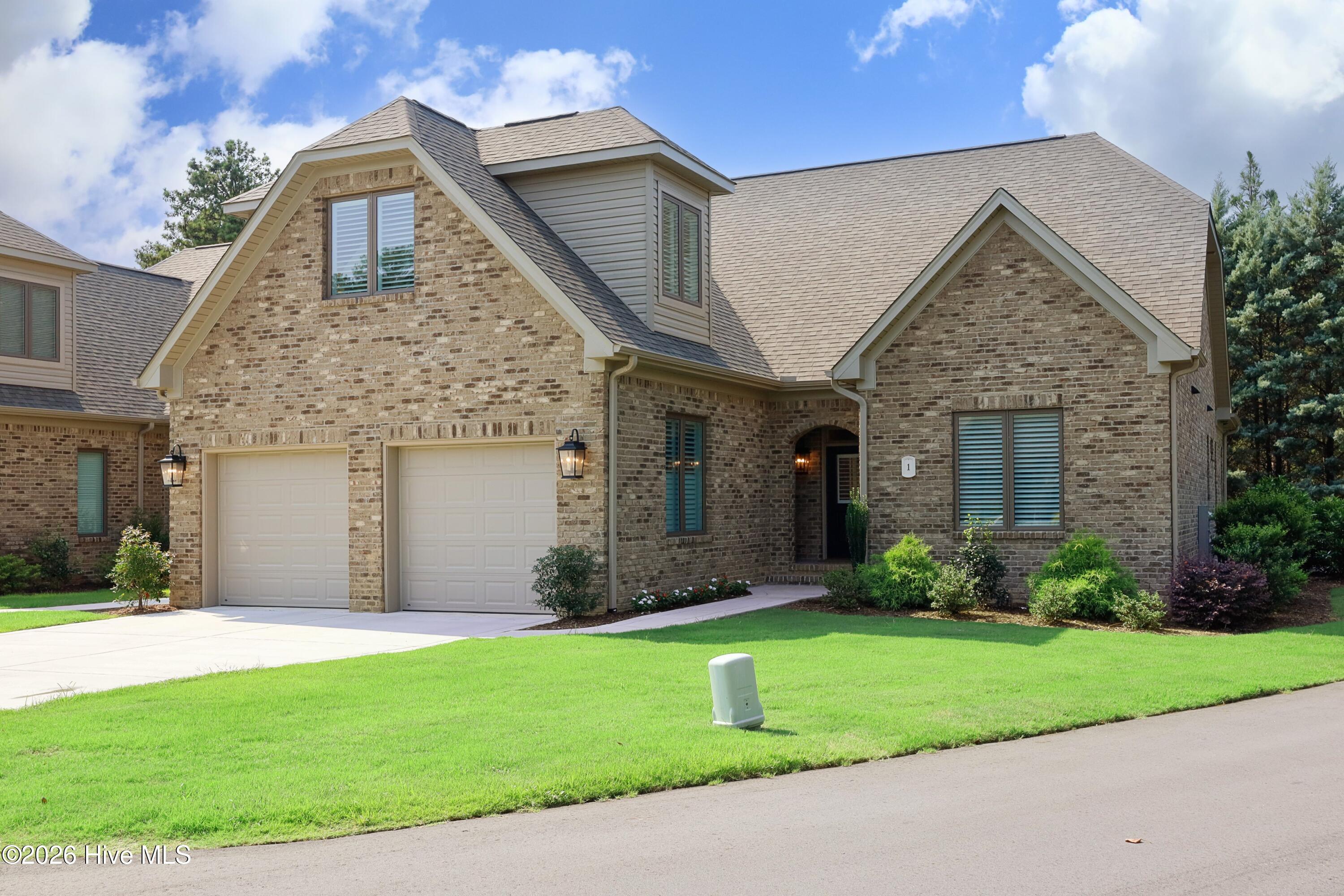Photo 1 of Townhouse for sale at 1 Castle Brg Ct, Pinehurst, NC 28374 | MLS# 100600295 | Listing updated on 2026-09-03