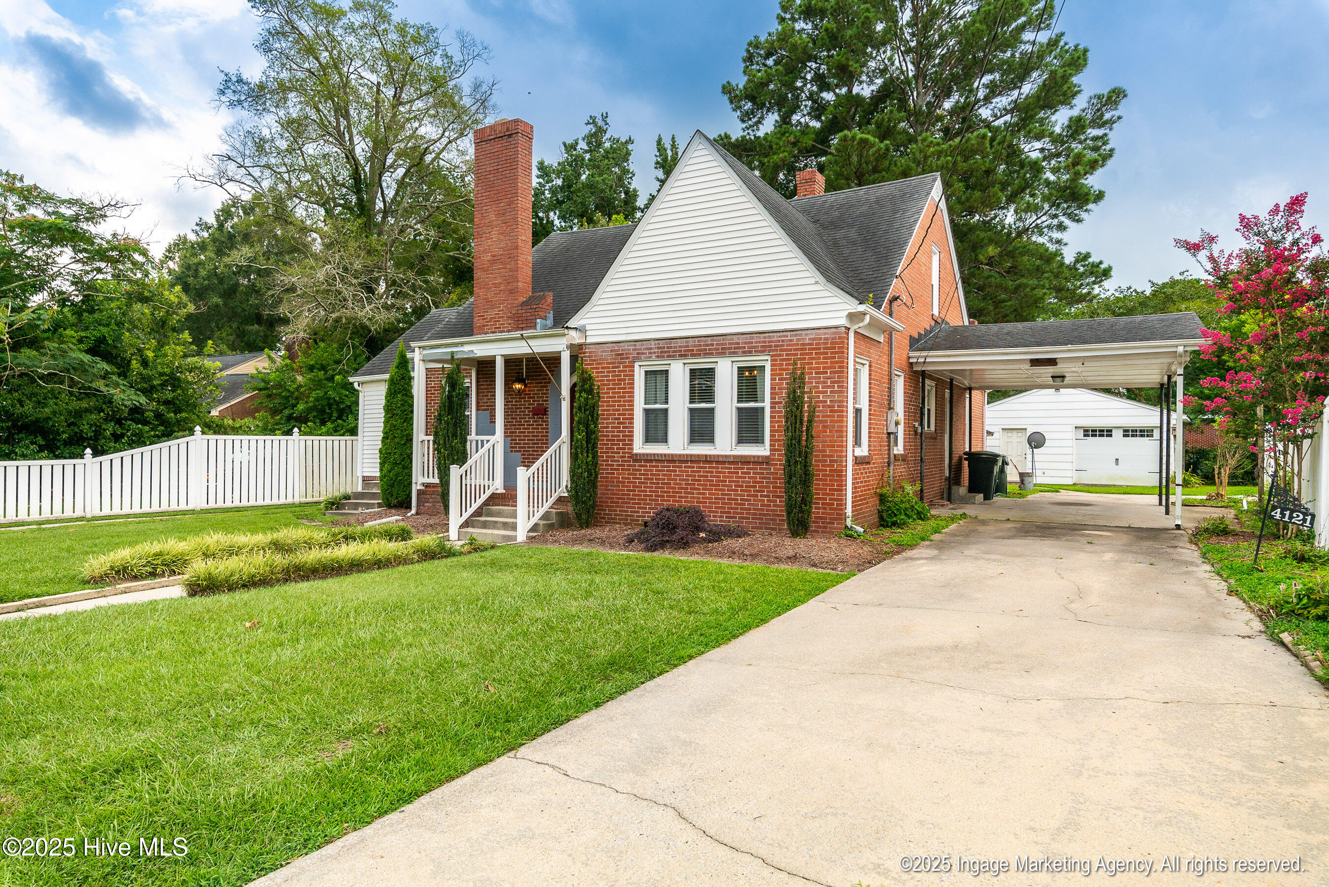 Homes for sale in Farmville, NC | 4121 Grimmersburg St, Farmville, NC 27828 | MLS# 100518660