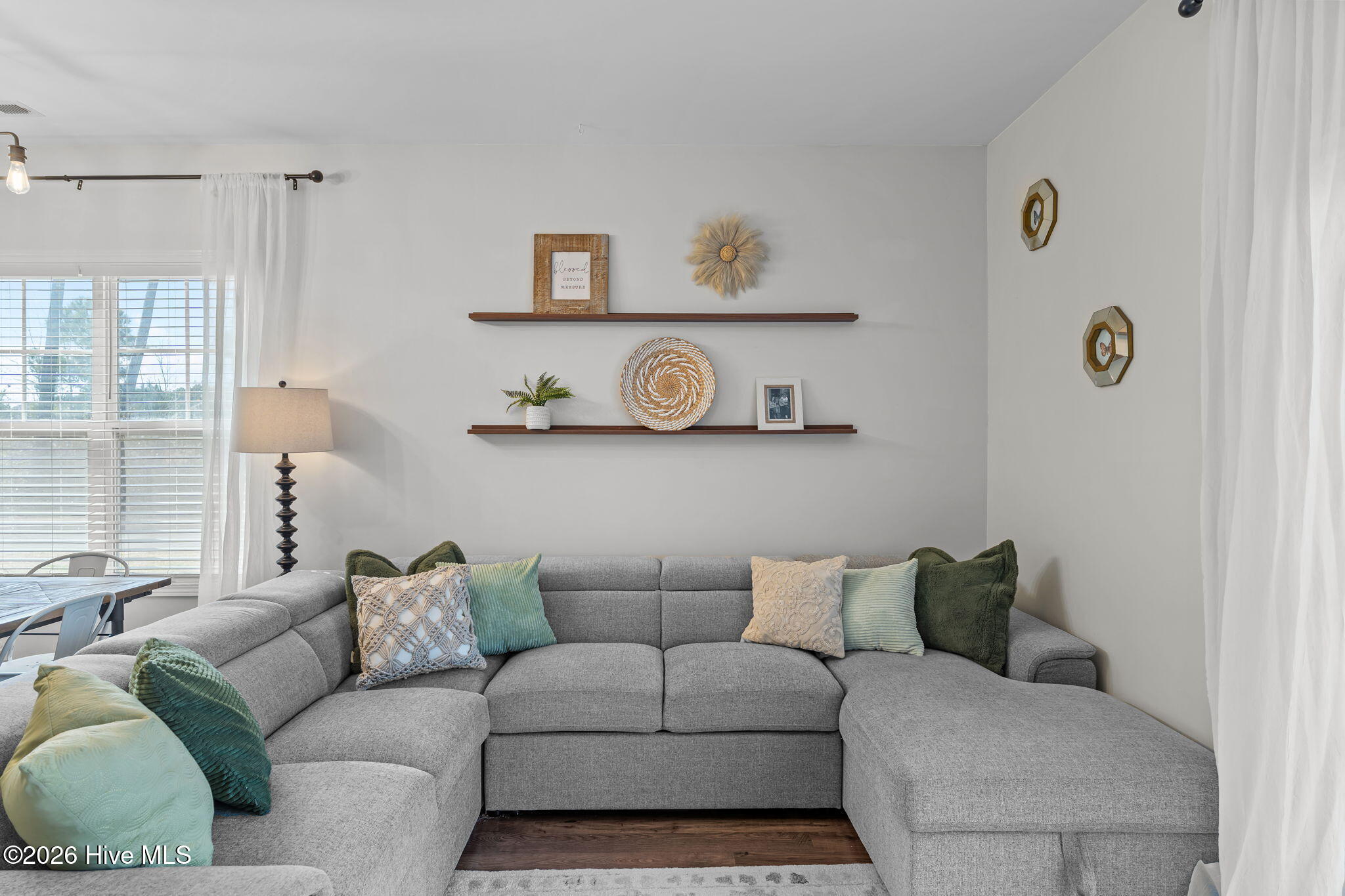 100555815 | Photo 10