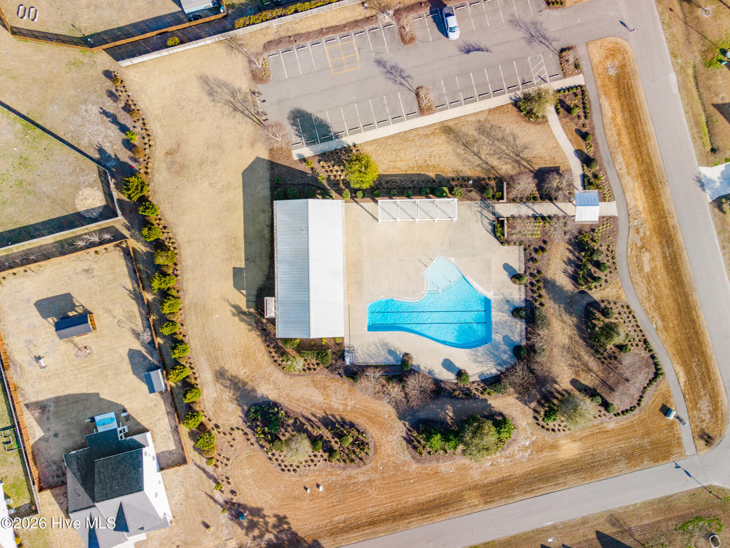 100562938 | Photo 58