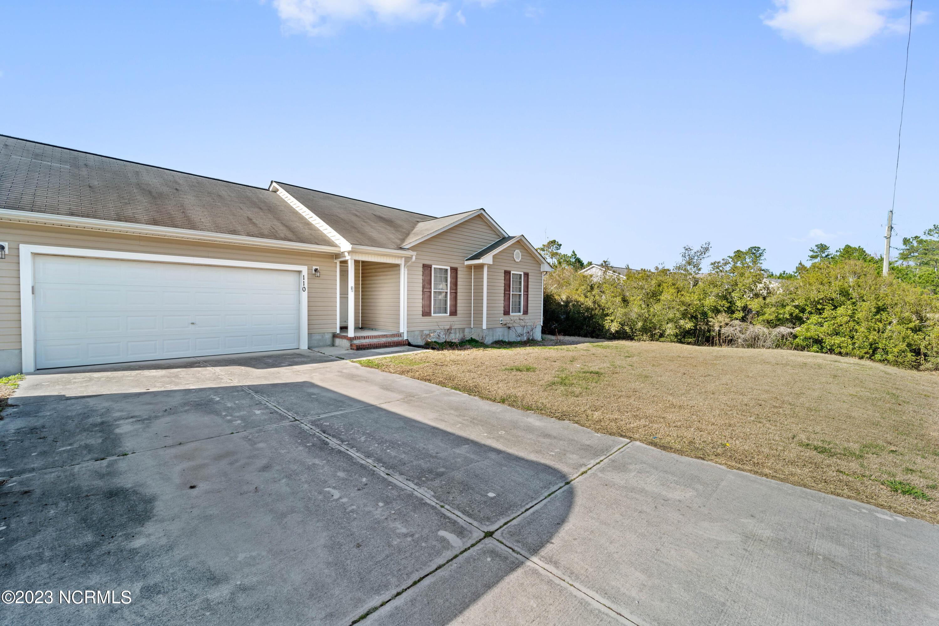 100543901 | Photo 16