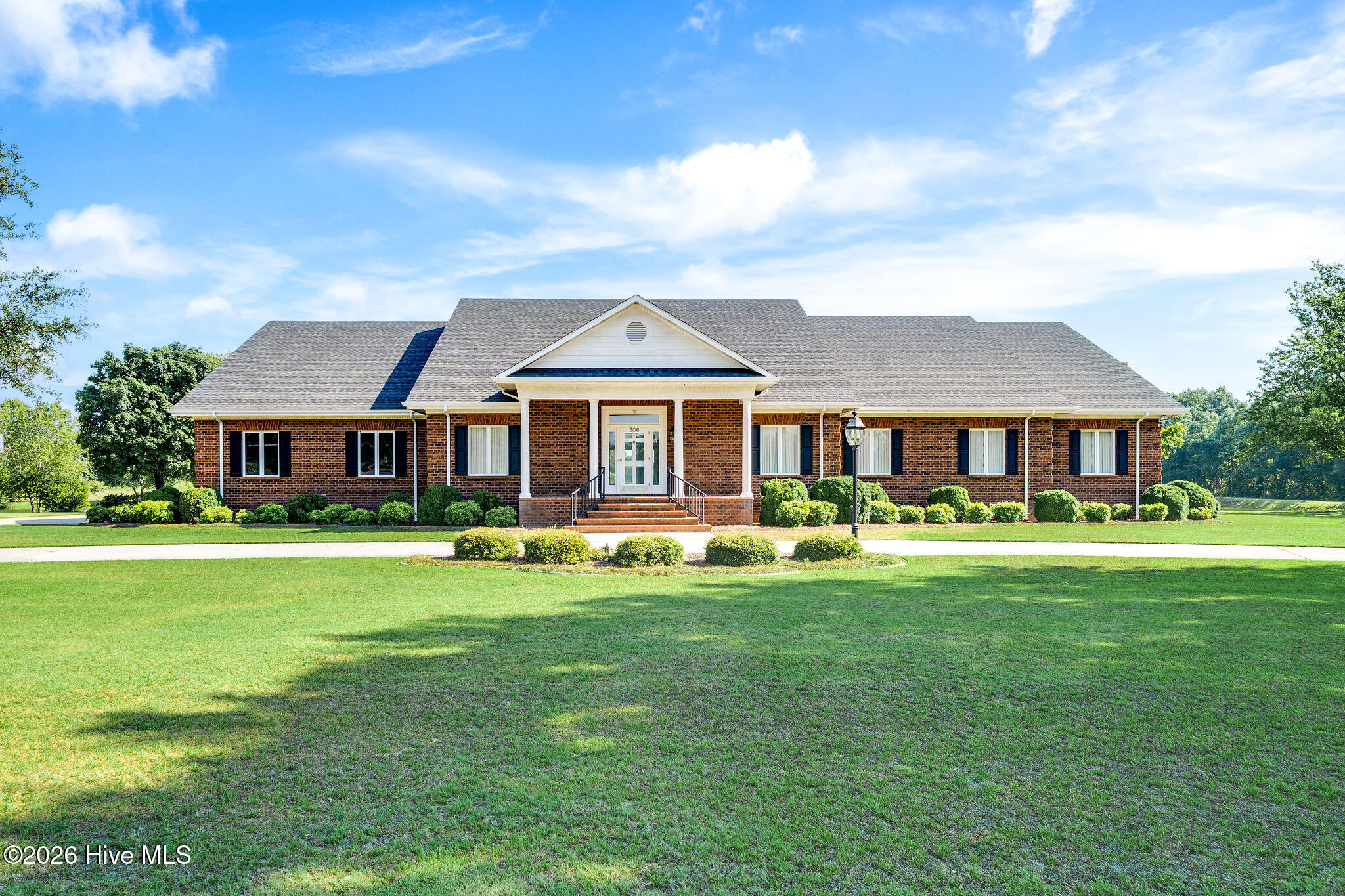 1st image of 506 Lake Shore Dr, Warsaw, NC 28398 | MLS# 100598420