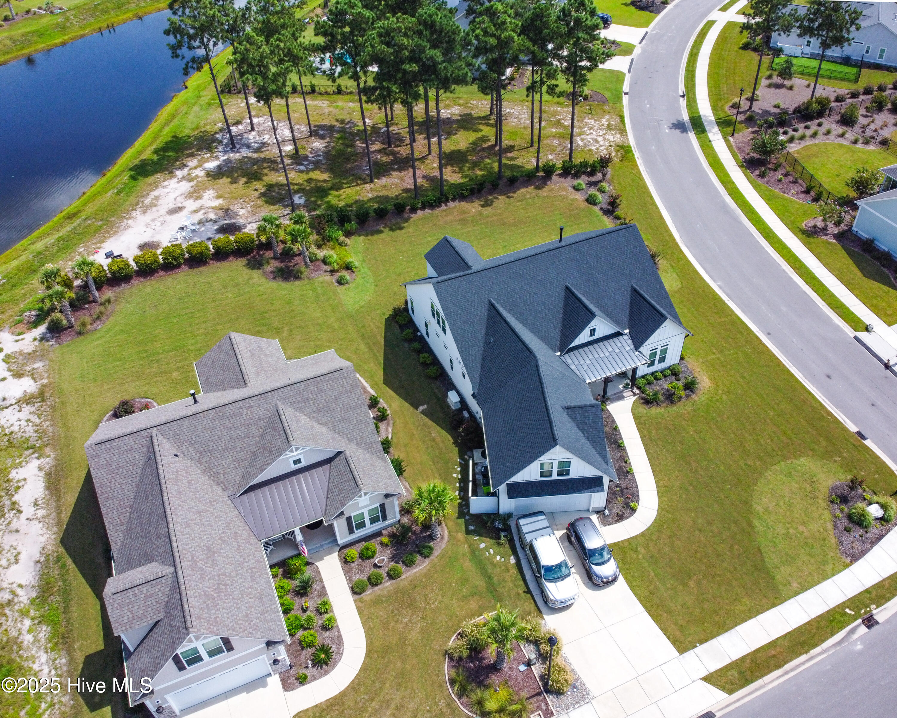 100489115 | Photo 27