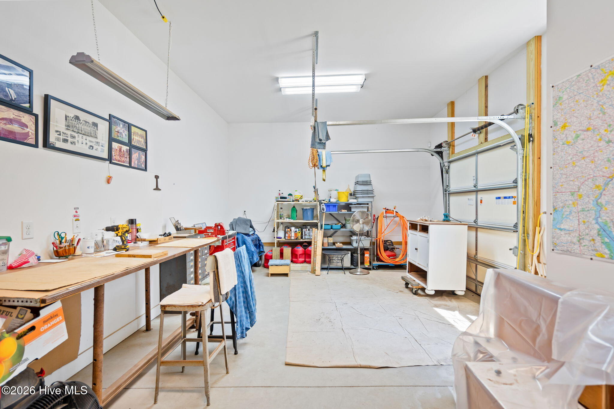 100567886 | Photo 66