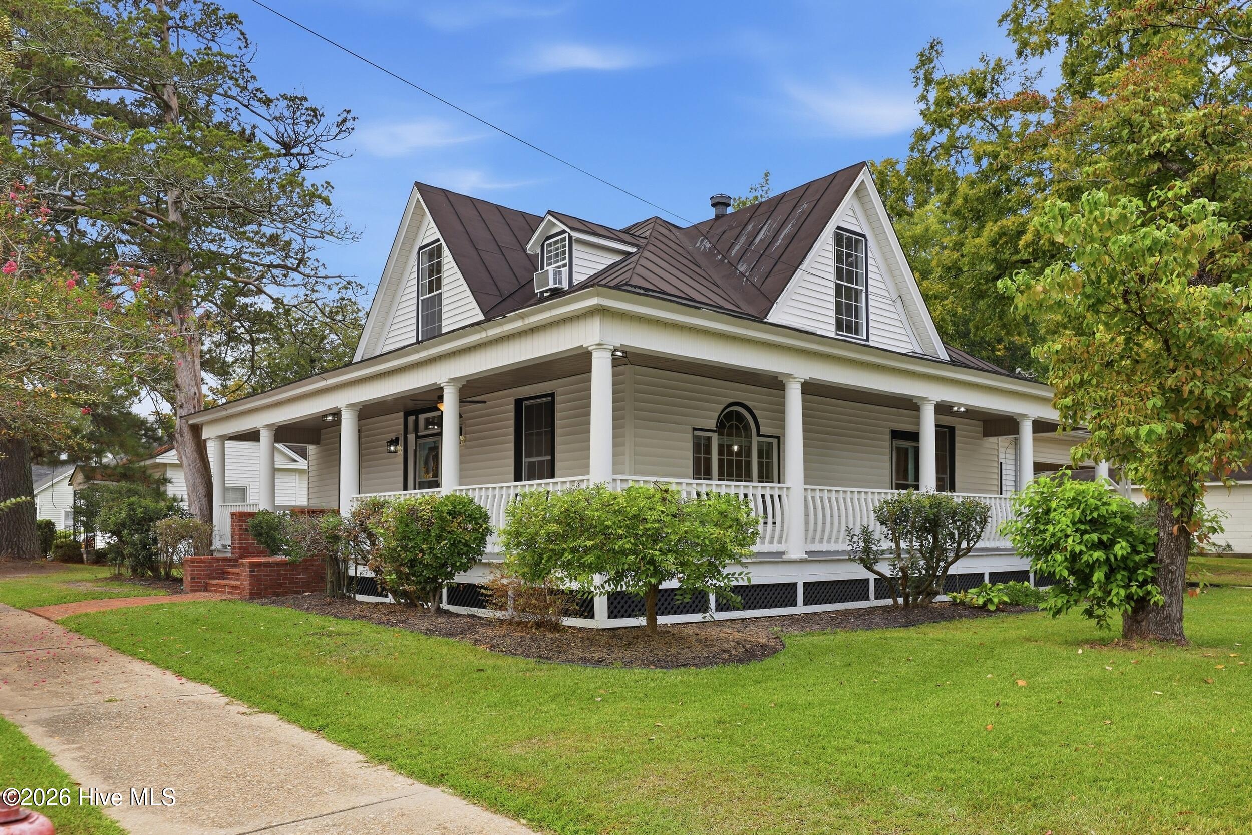Photo 1 of Single family home for sale at 502 W Main St, Williamston, NC 27892 | MLS# 100604780 | Listing updated on 2026-10-06
