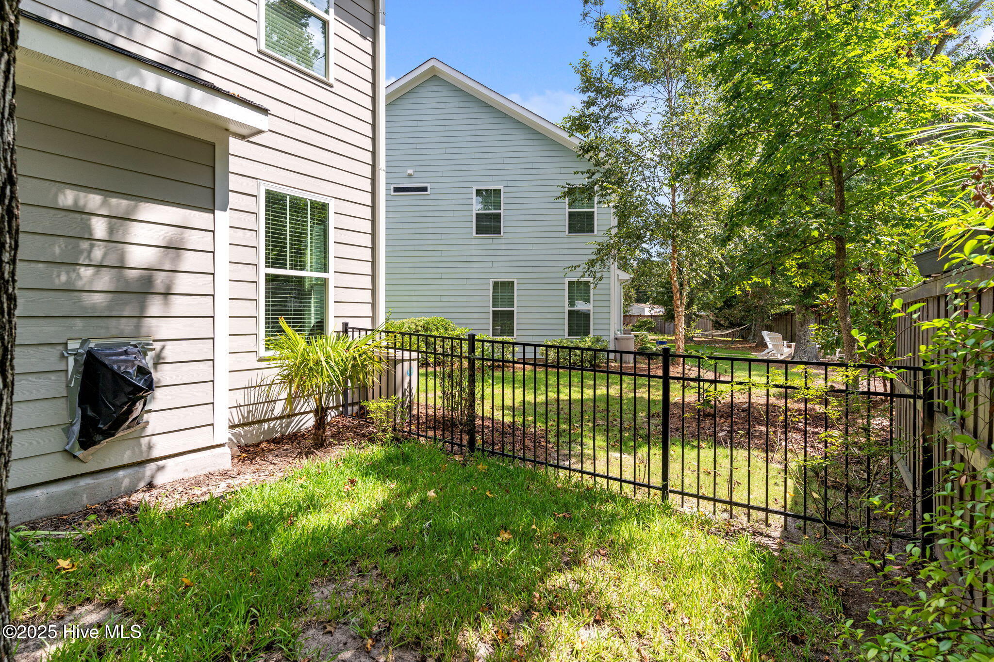 100526886 | Photo 39