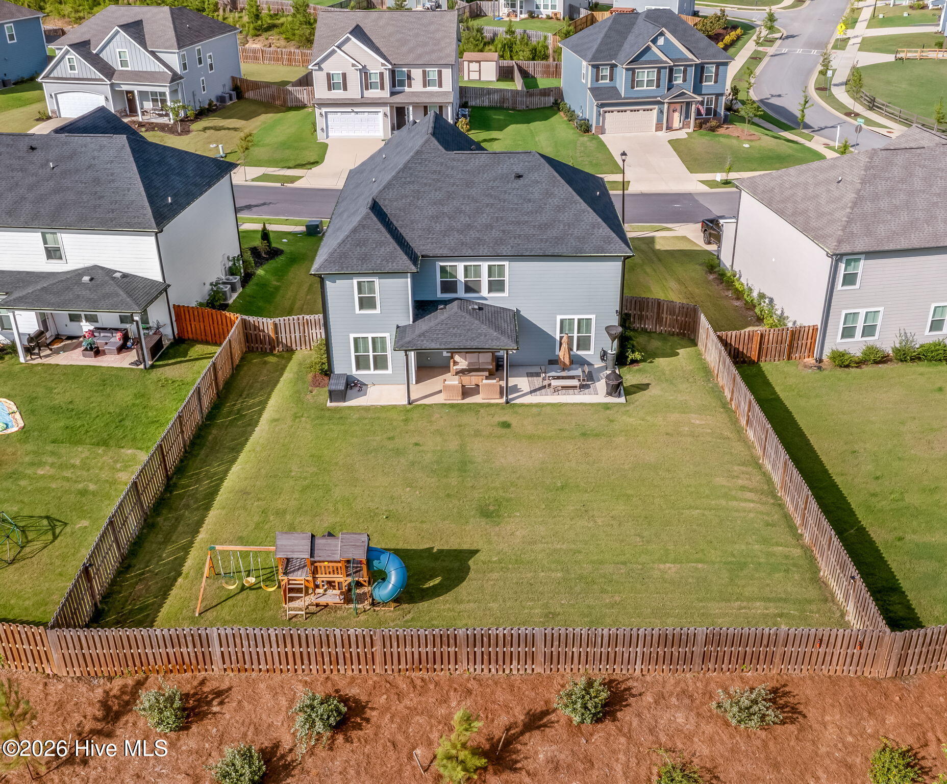 60-web-or-mls-235 Prominence Drive-17