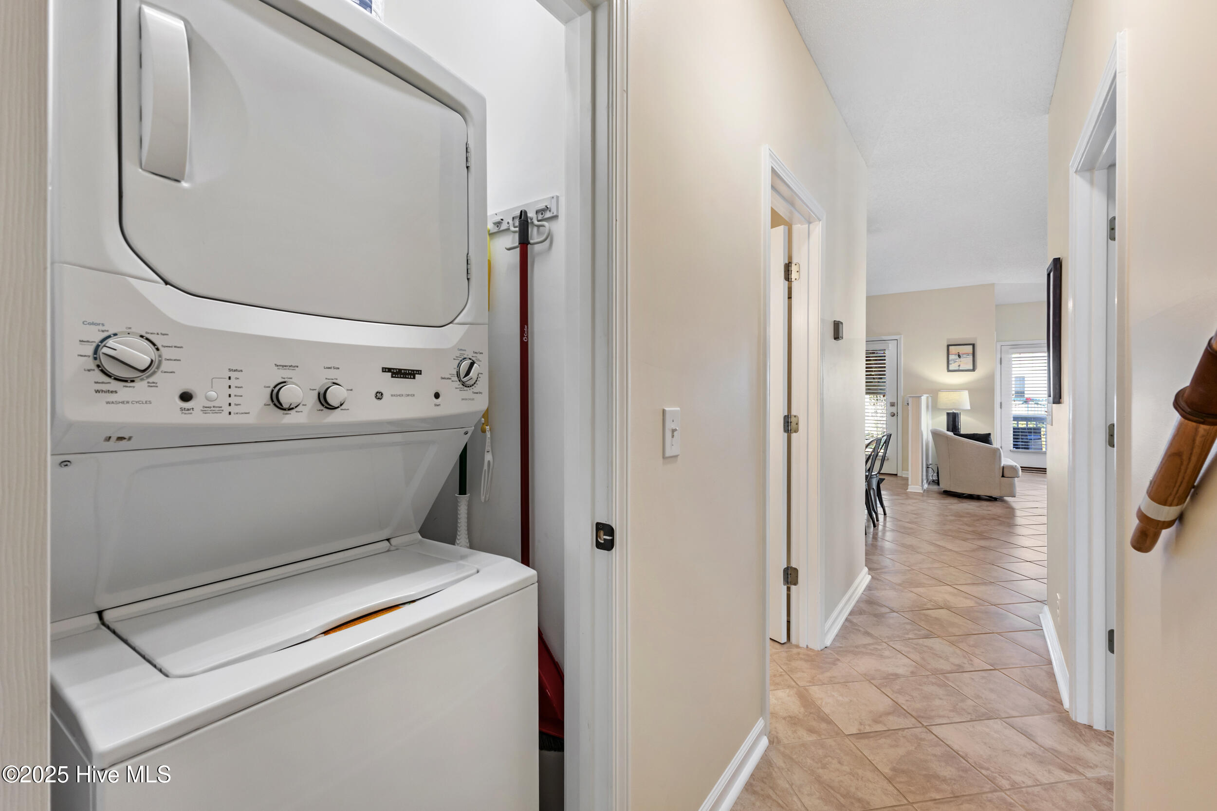 100544226 | Photo 18