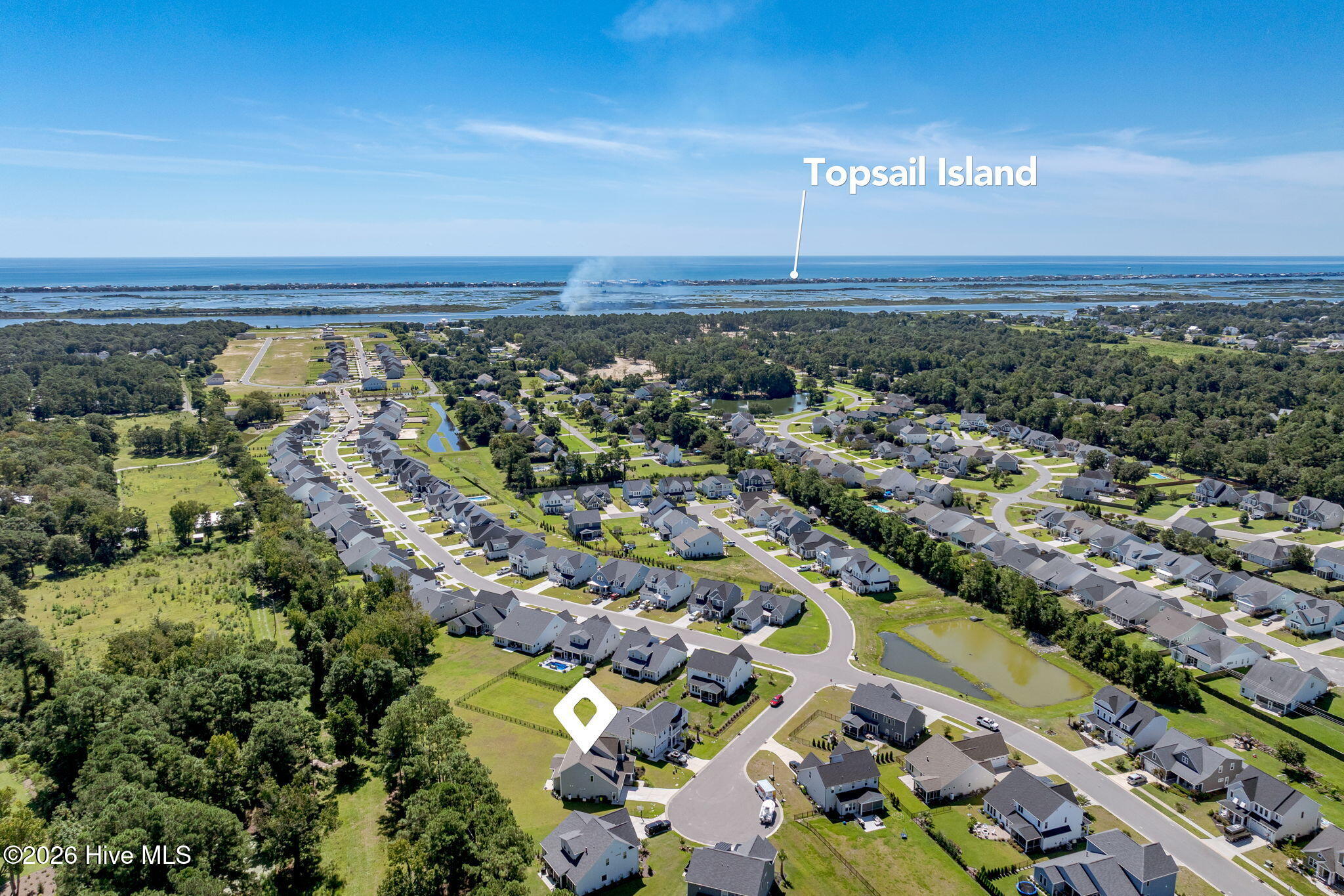 100564713 | Photo 86