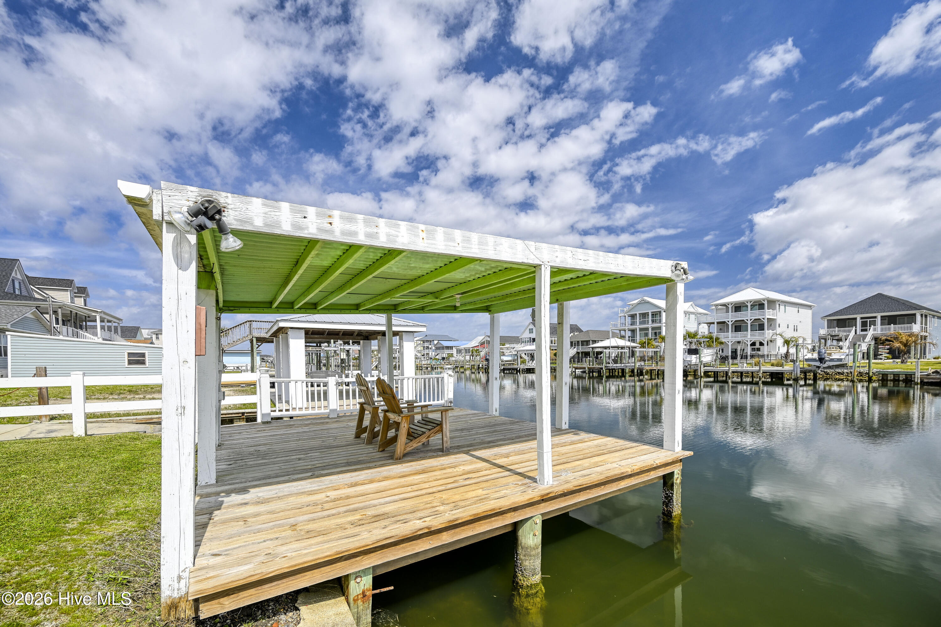 100562691 | Photo 34