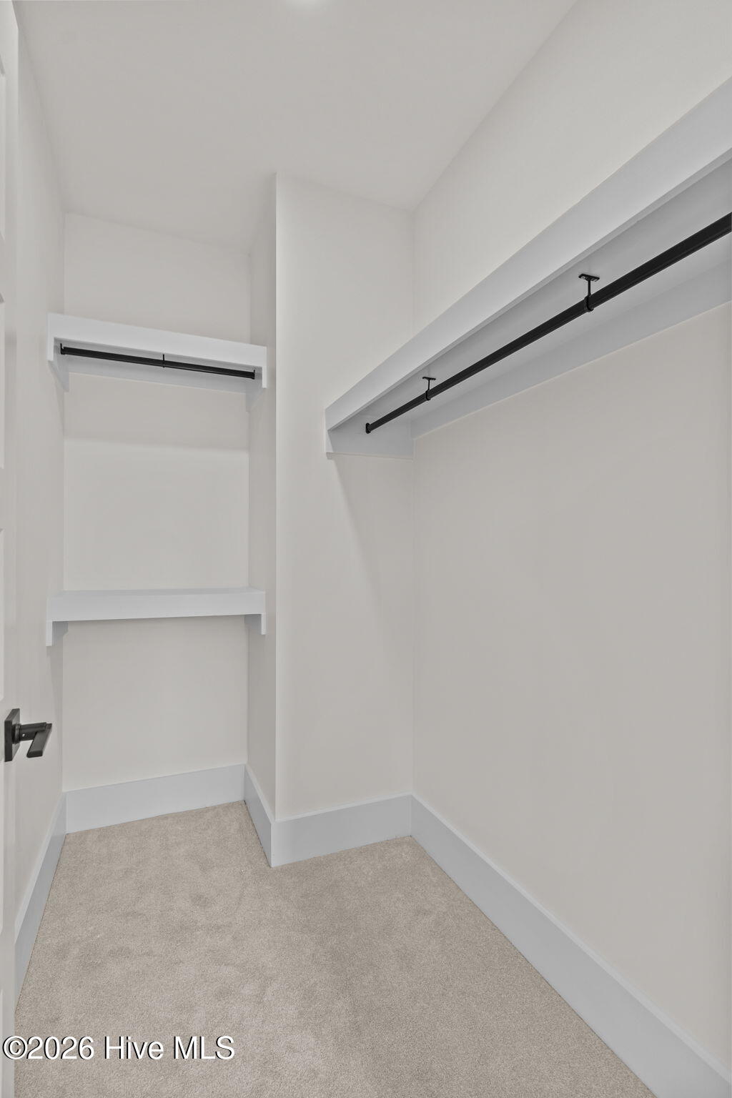 100553287 | Photo 83