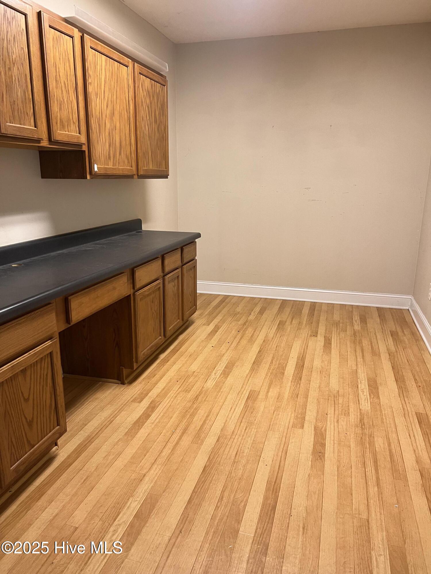 100537449 | Photo 20