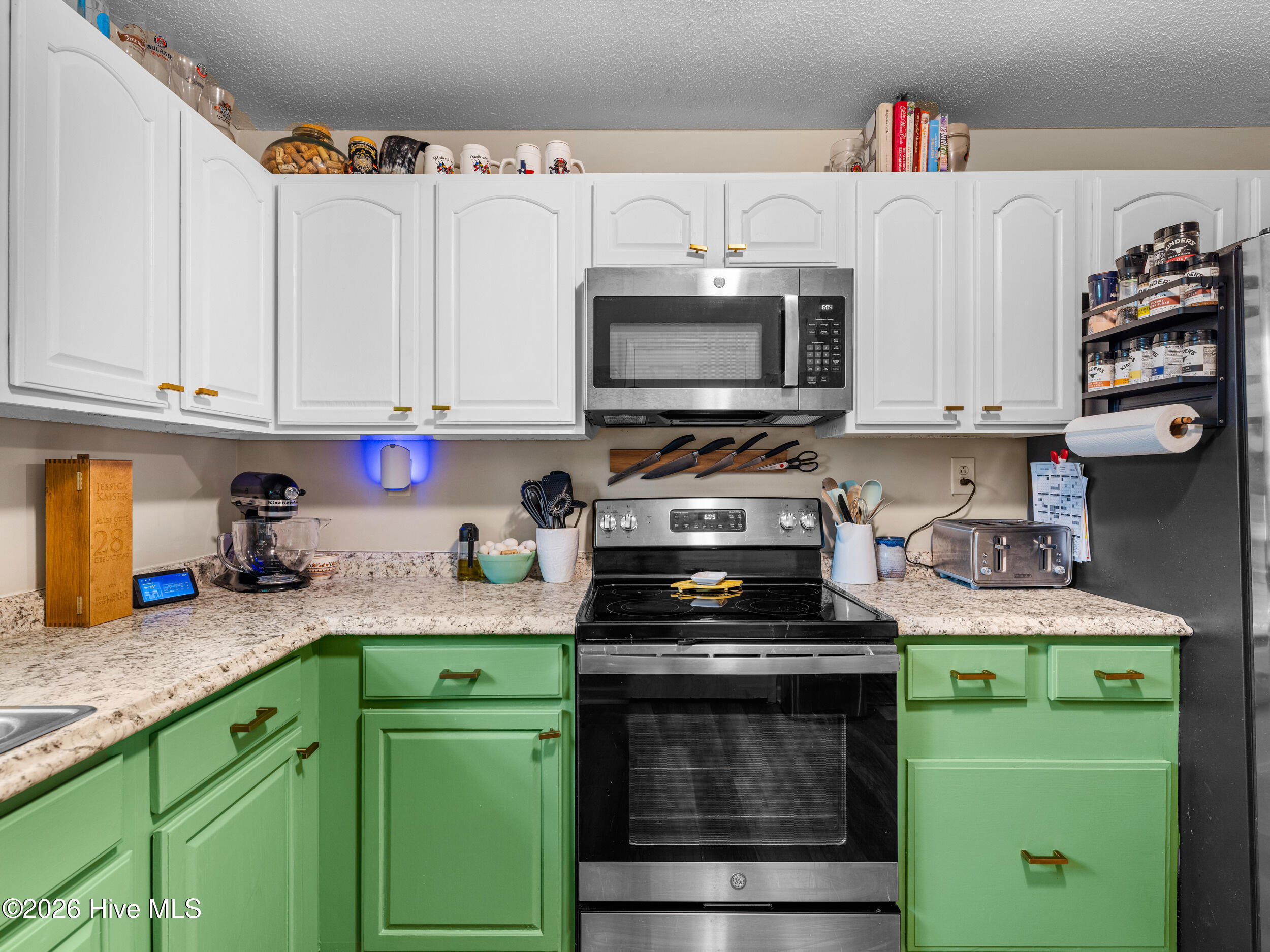 100567636 | Photo 19