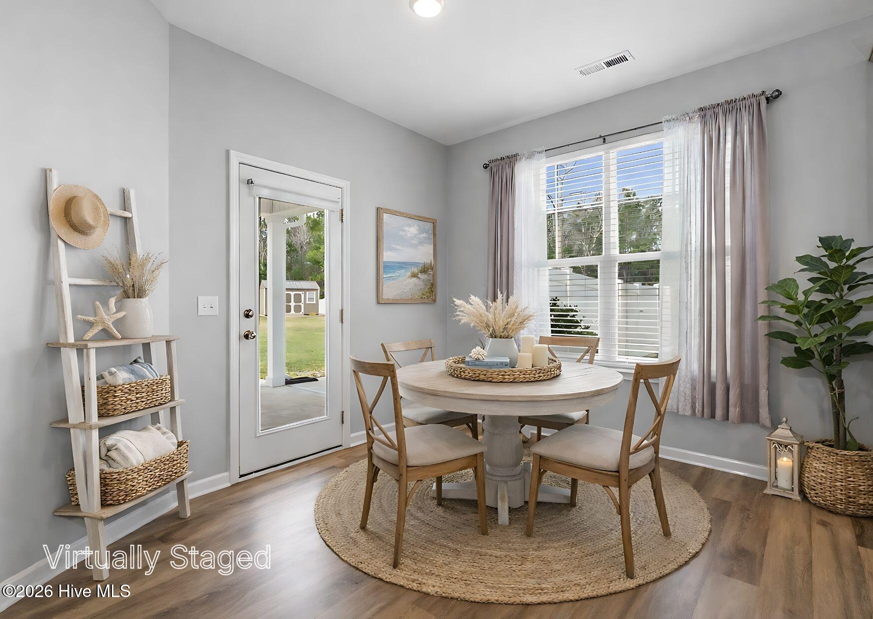 100559689 | Photo 14