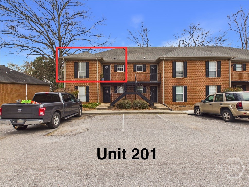 FEATURED LISTINGS