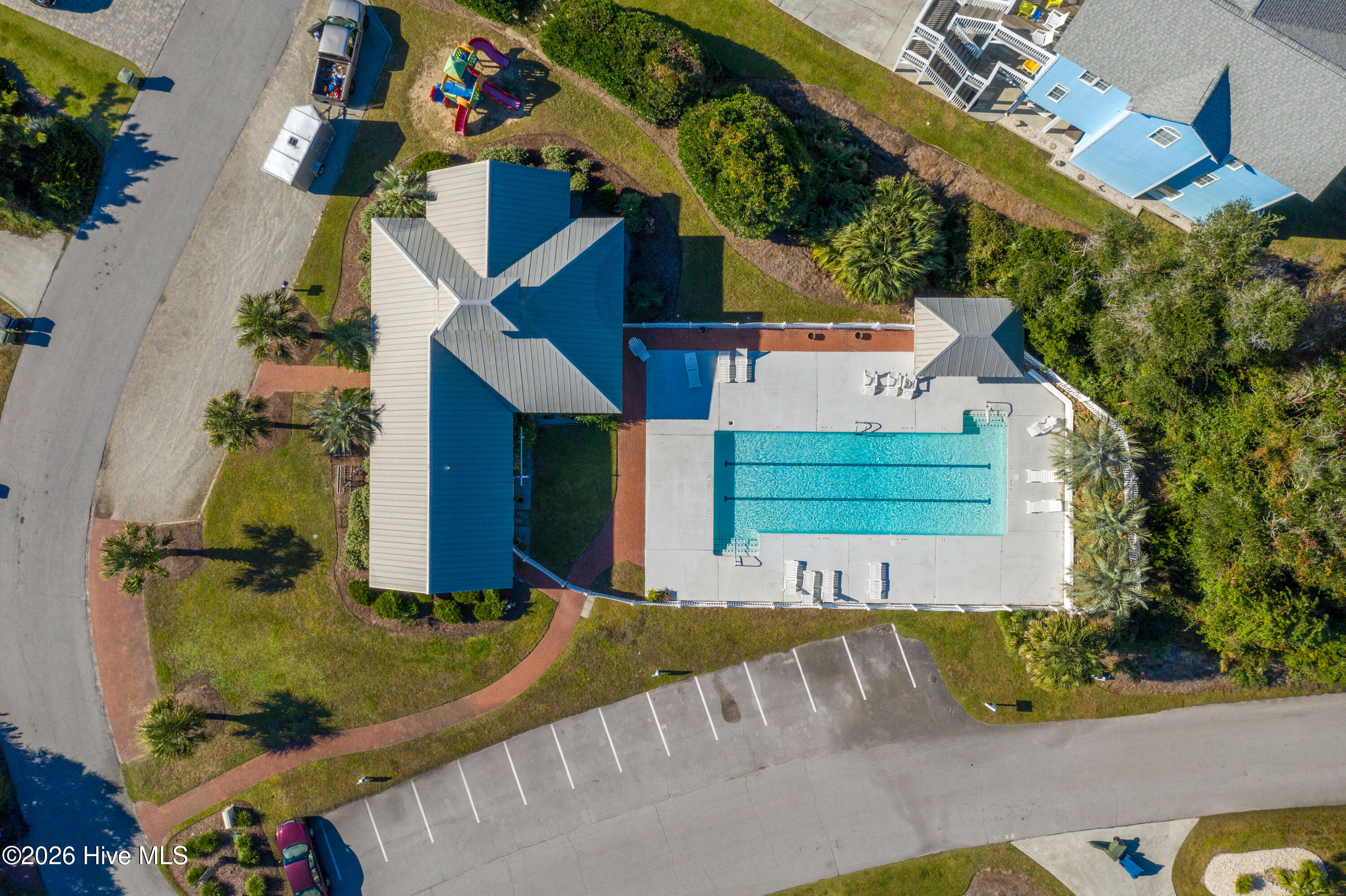 100567463 | Photo 76