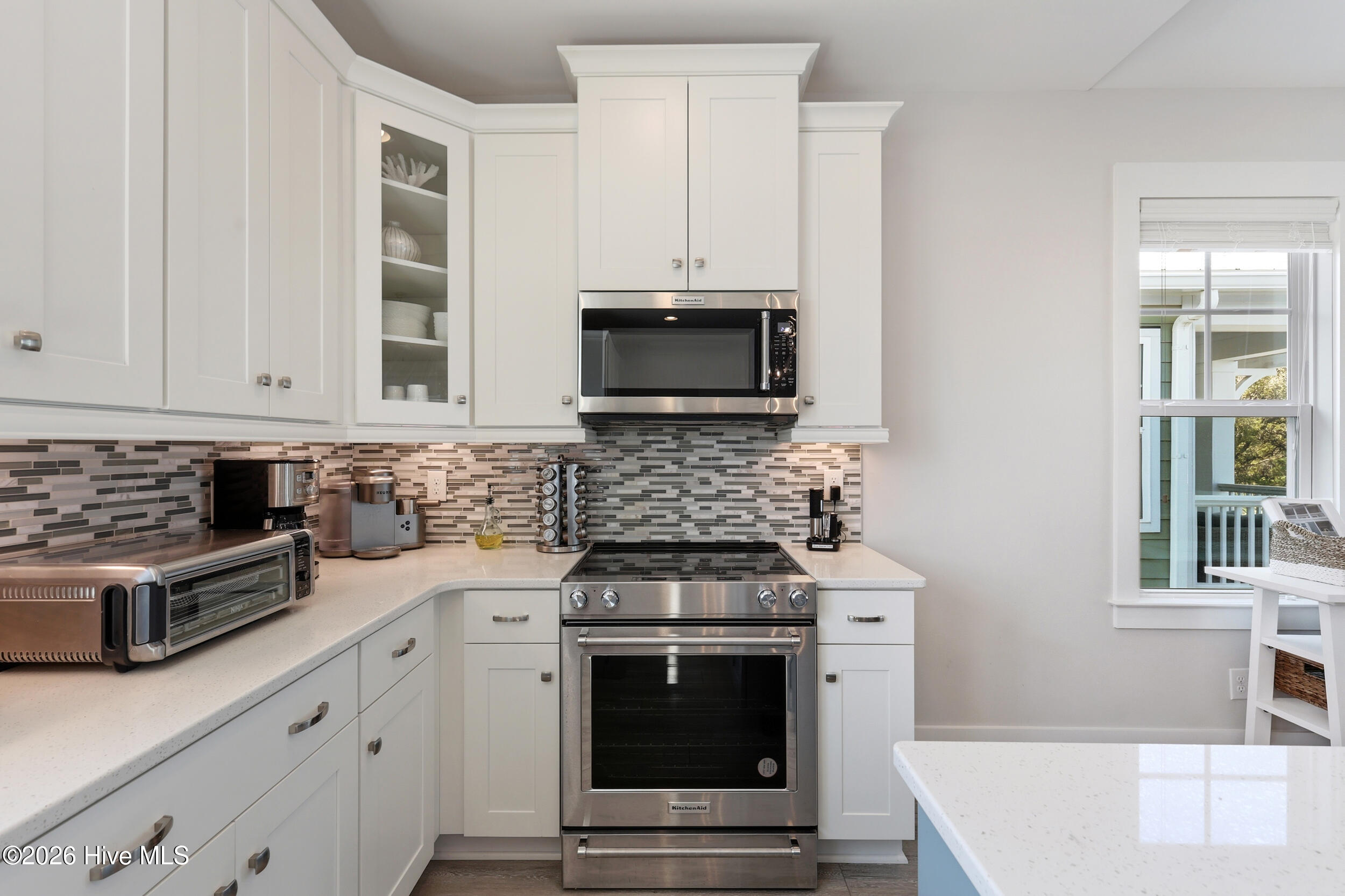 100563355 | Photo 13