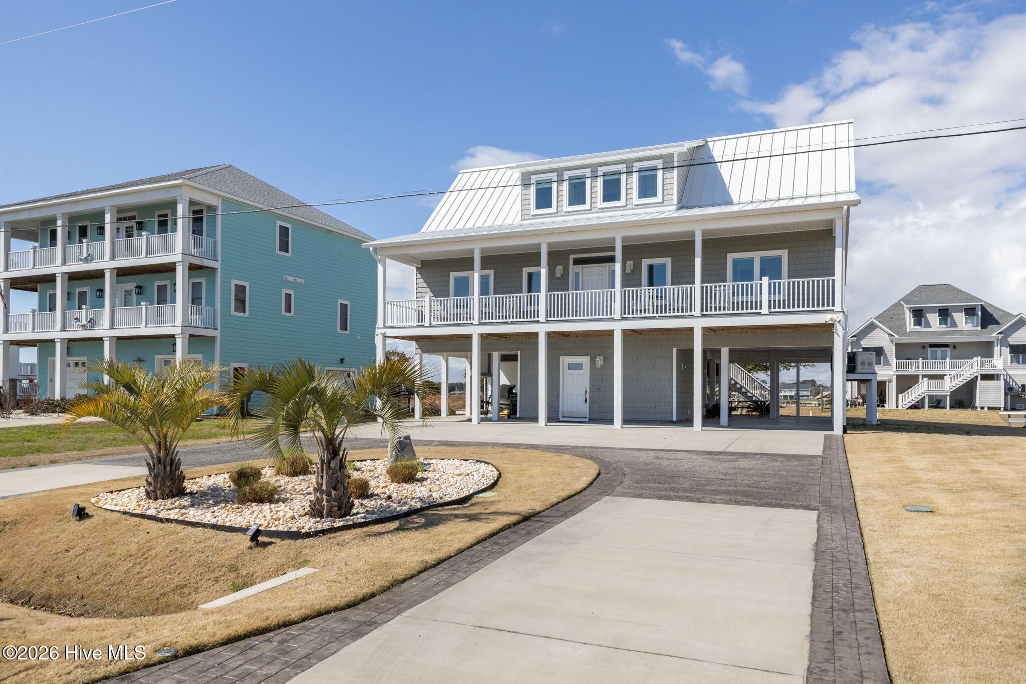 100559740 | Photo 56