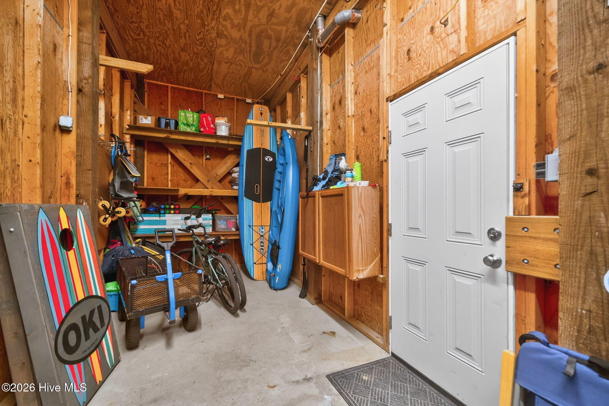 100556711 | Photo 26