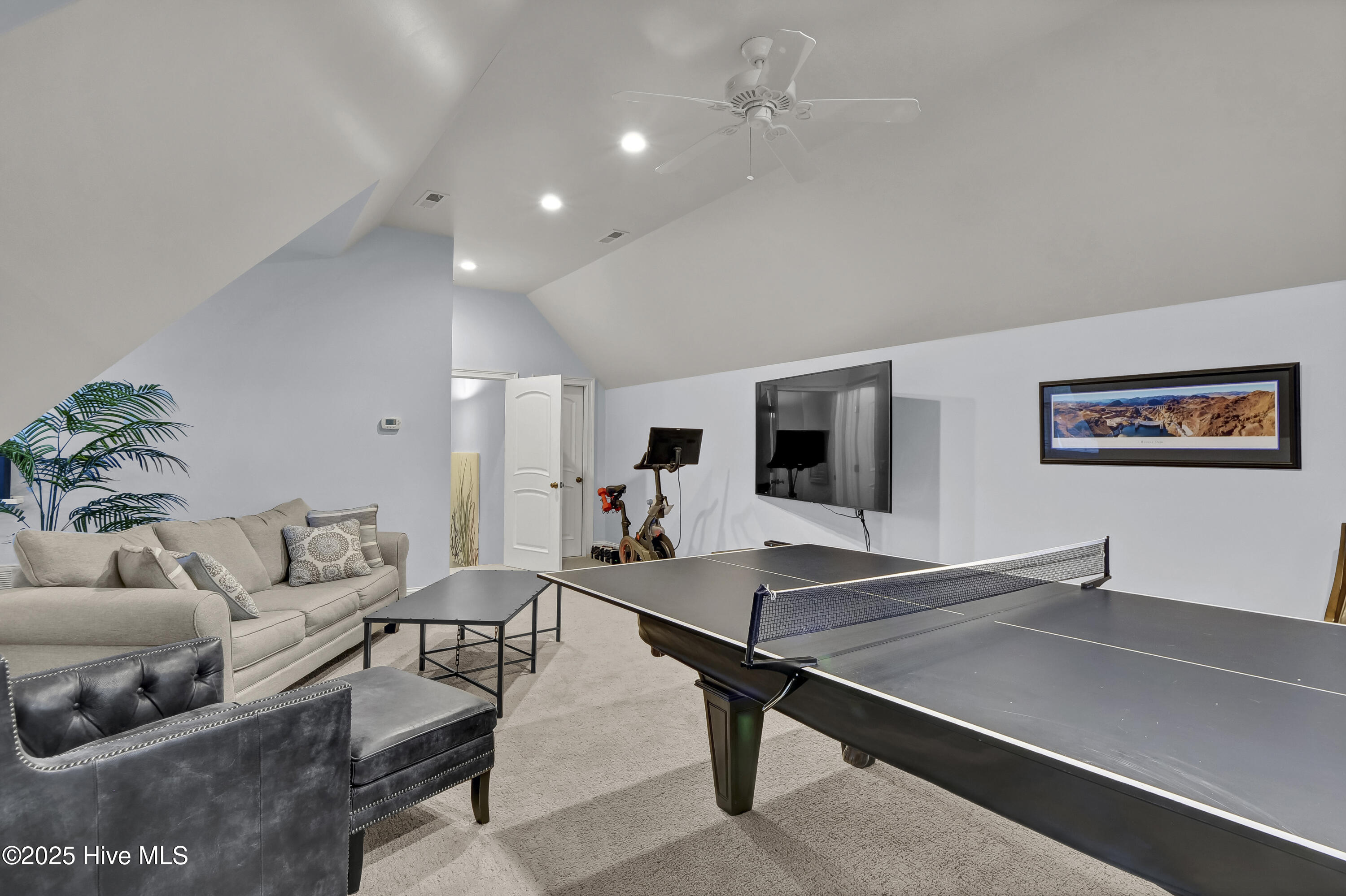 100511674 | Photo 39