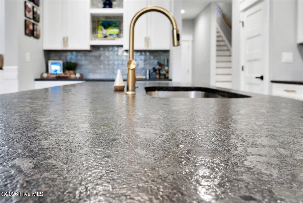 100551251 | Photo 23