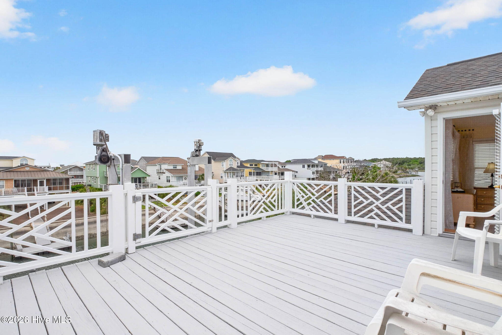 100570658 | Photo 50