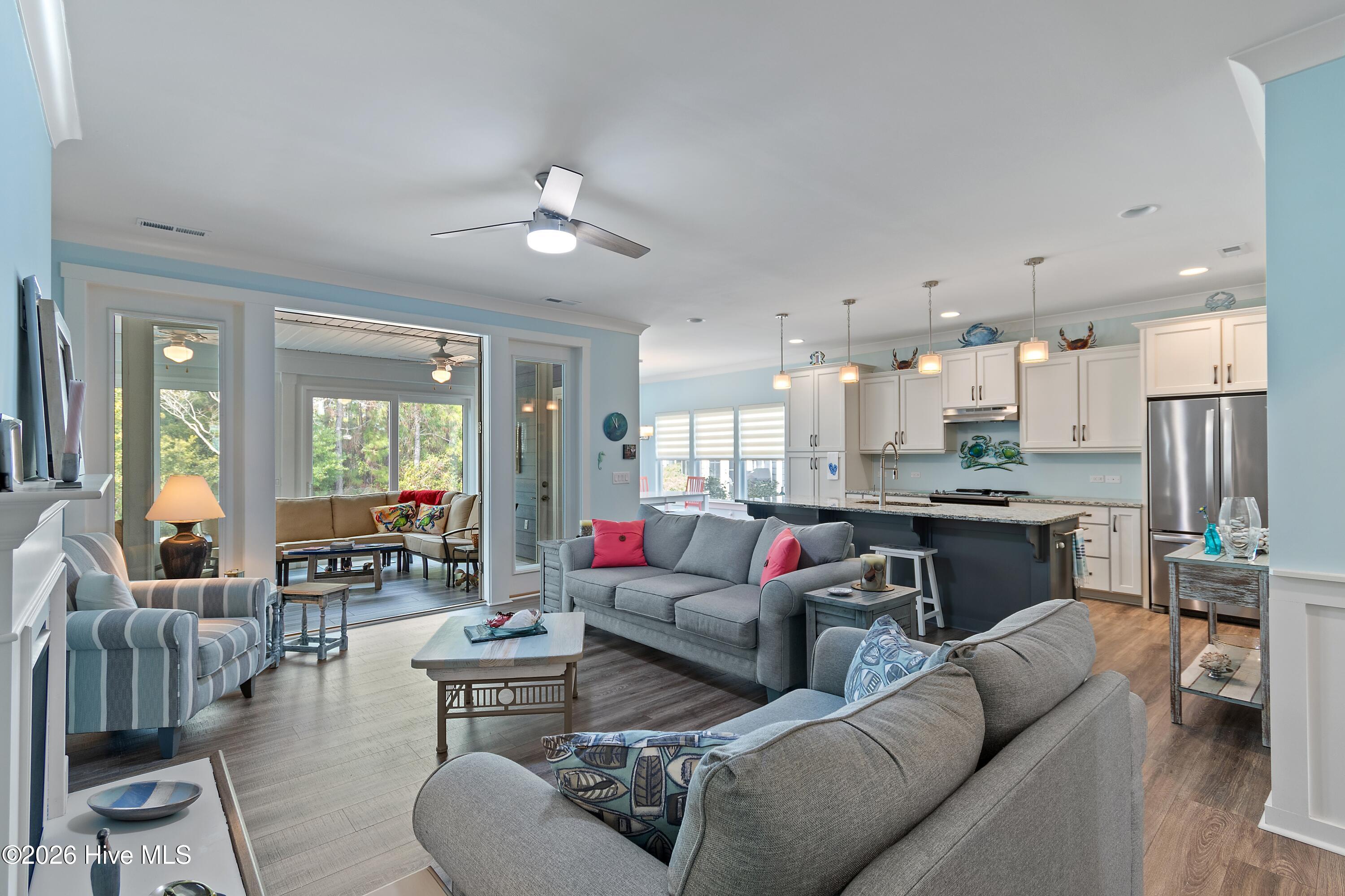 100557254 | Photo 10