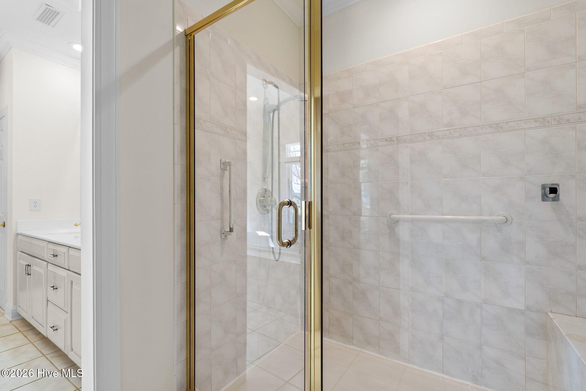 100564967 | Photo 26