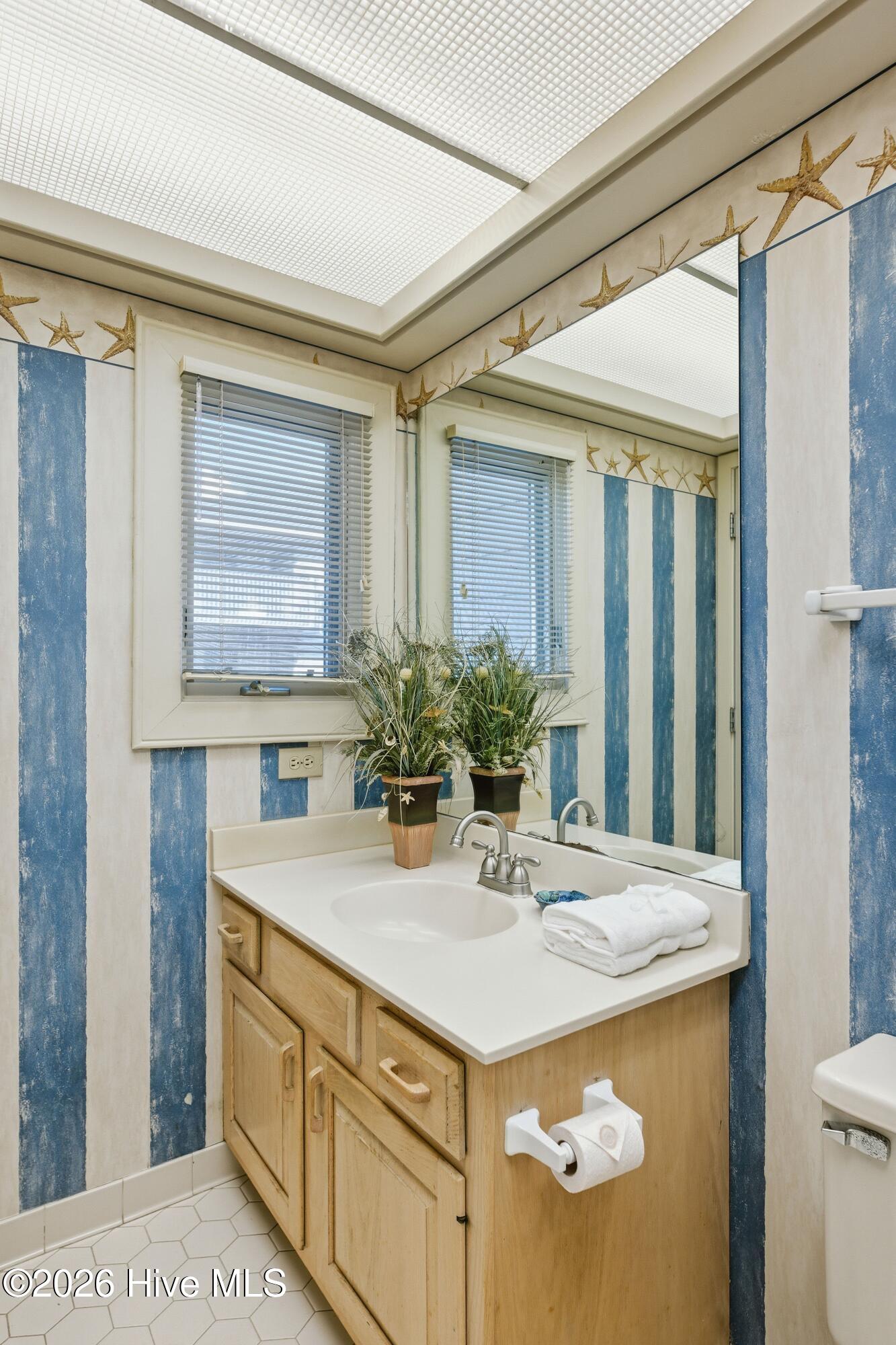 100549677 | Photo 29