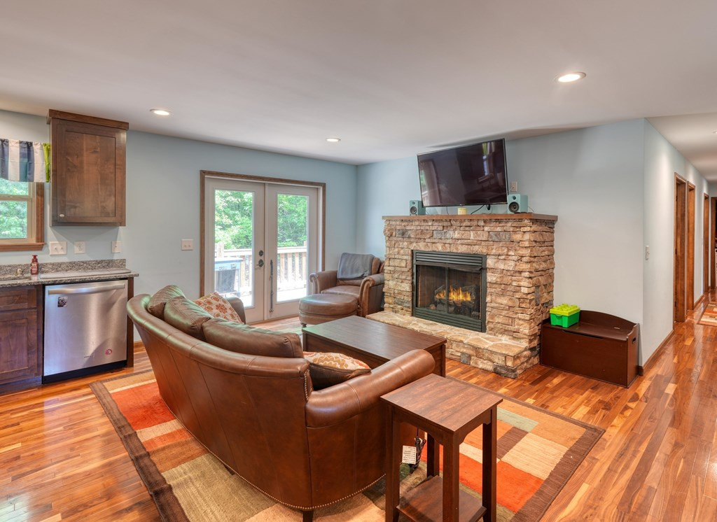 290 Butterball Boulevard, Murphy, NC 28906 Listing Photo  9