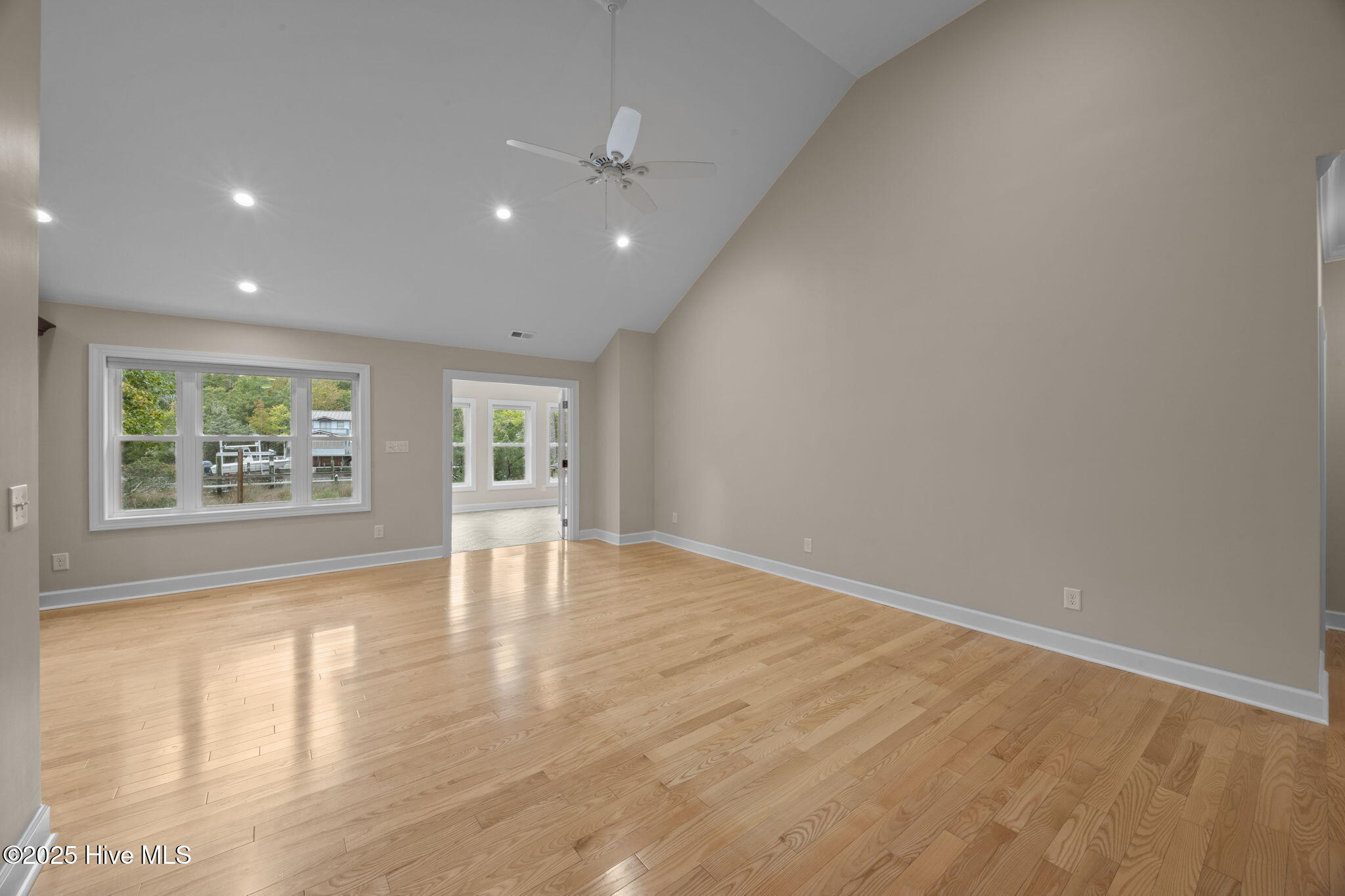 402 Whittaker Point Road,Oriental