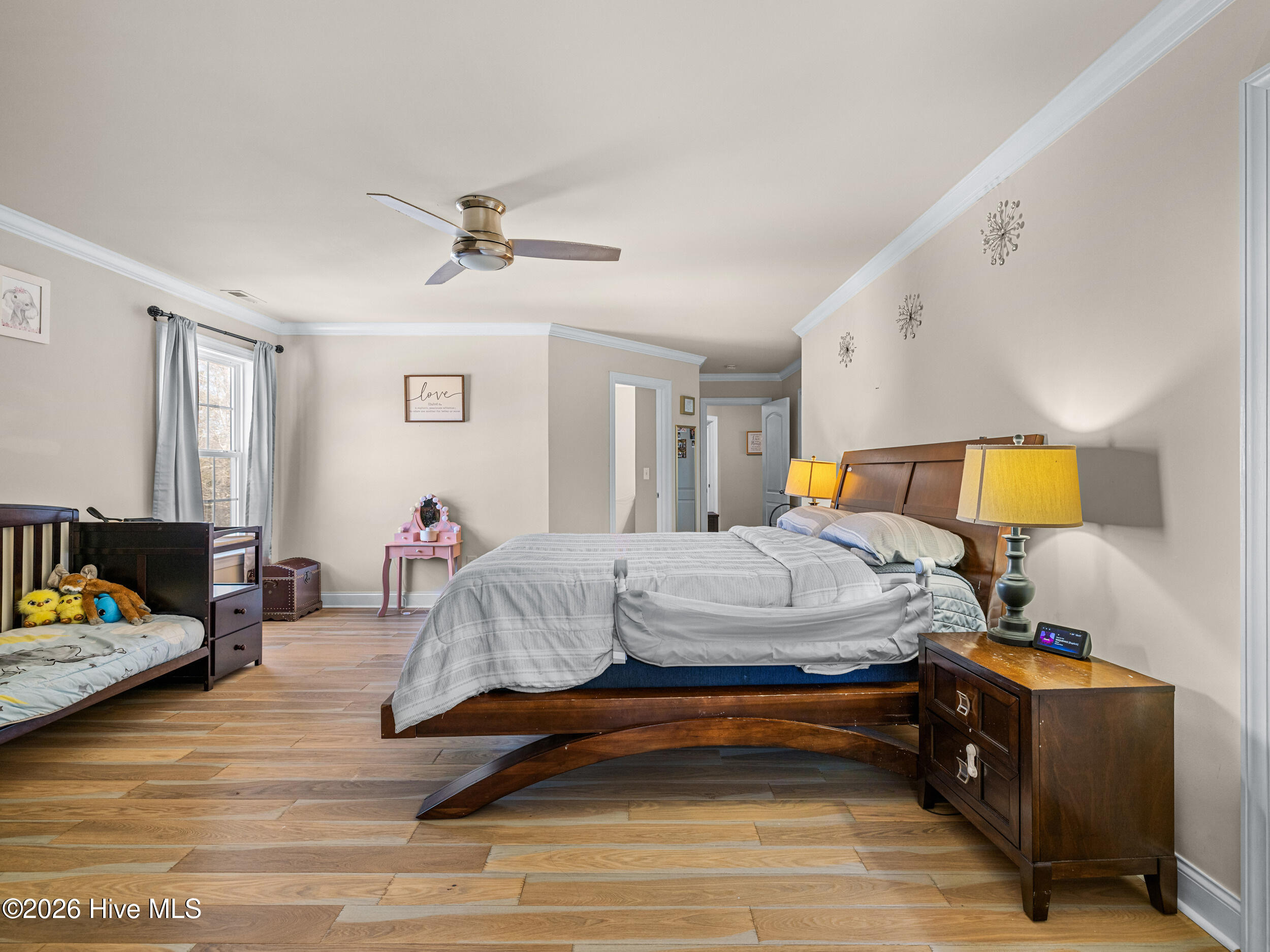 100554217 | Photo 44