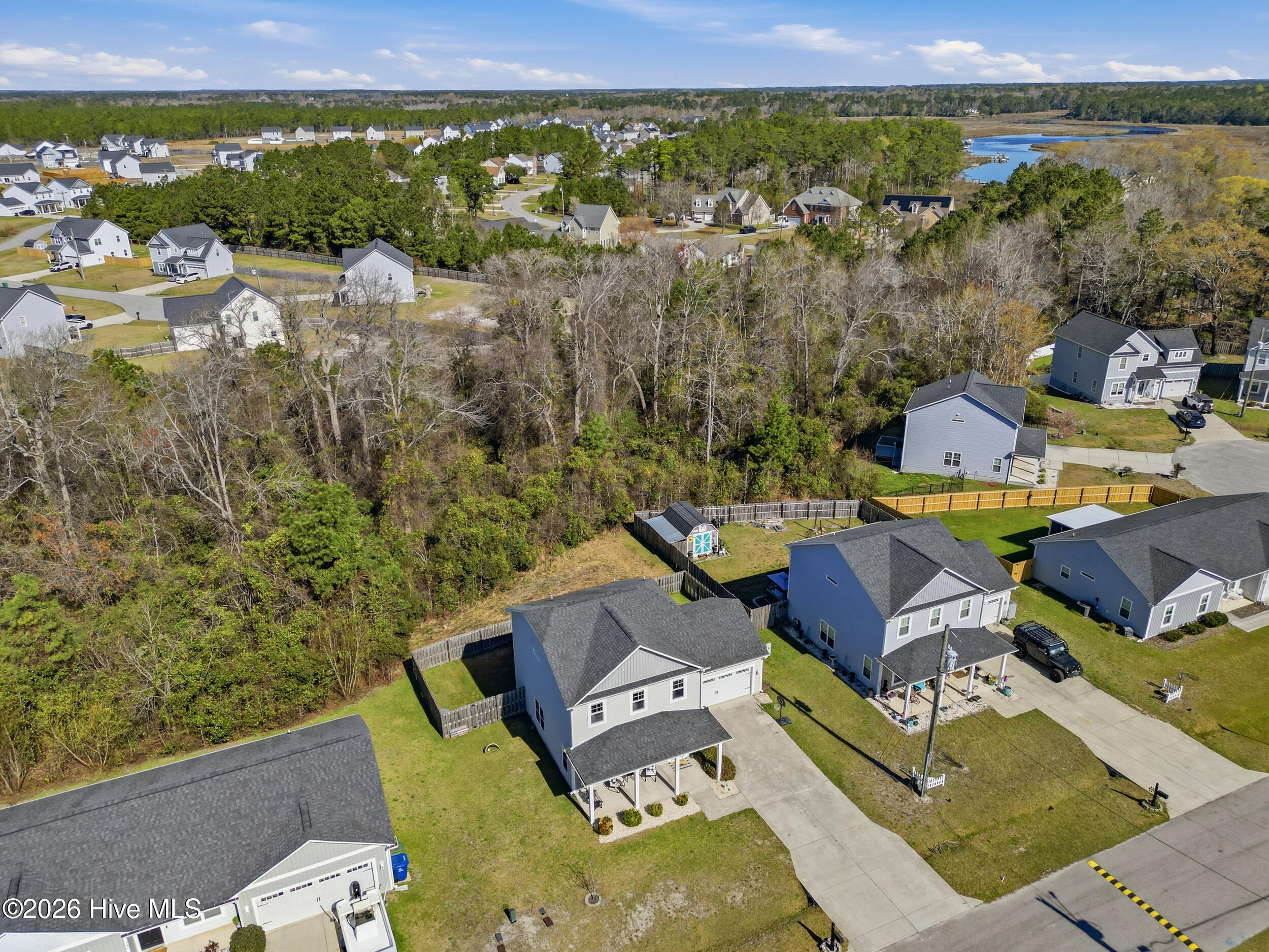 100562917 | Photo 46