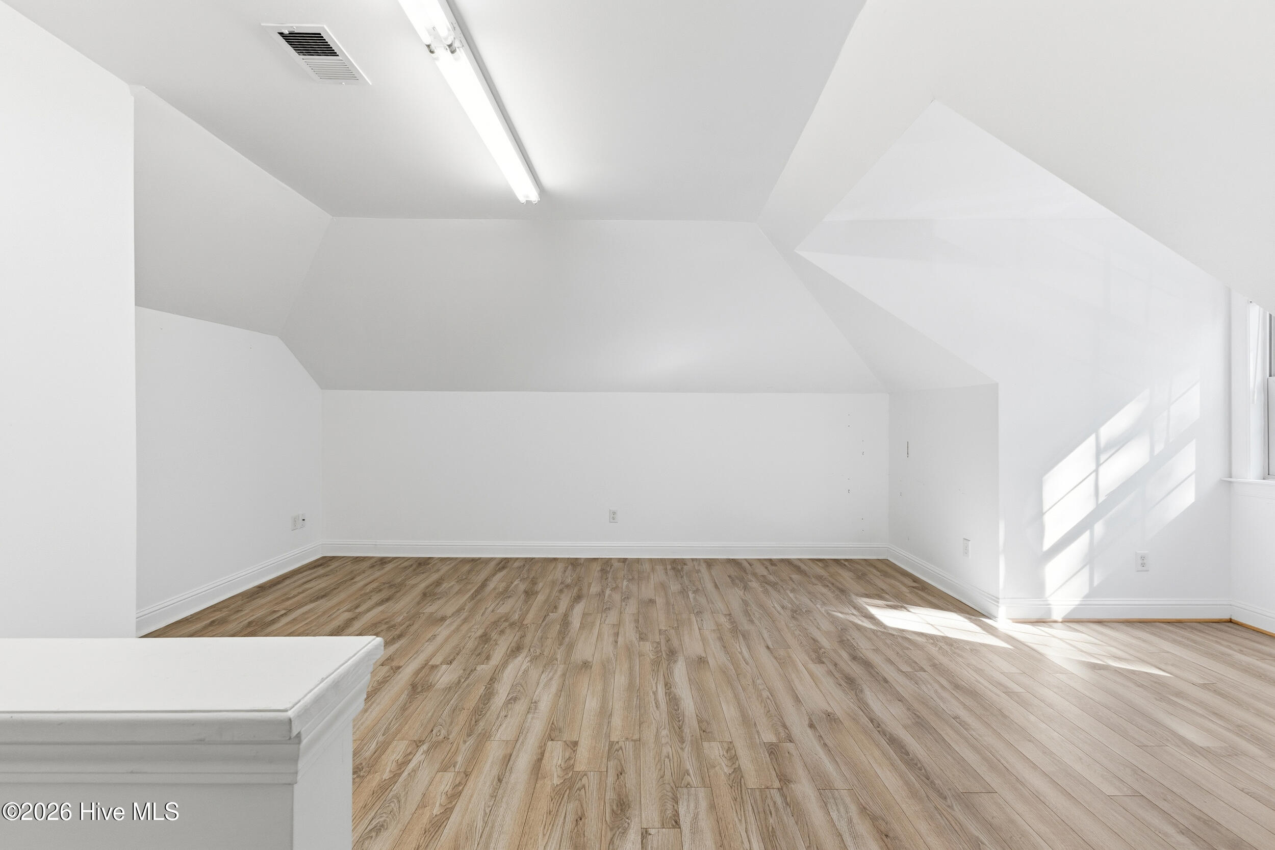 100555563 | Photo 26