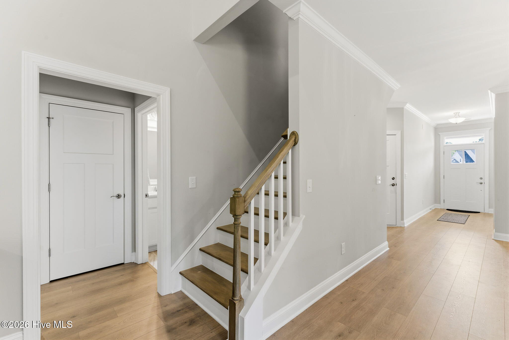 100567561 | Photo 30