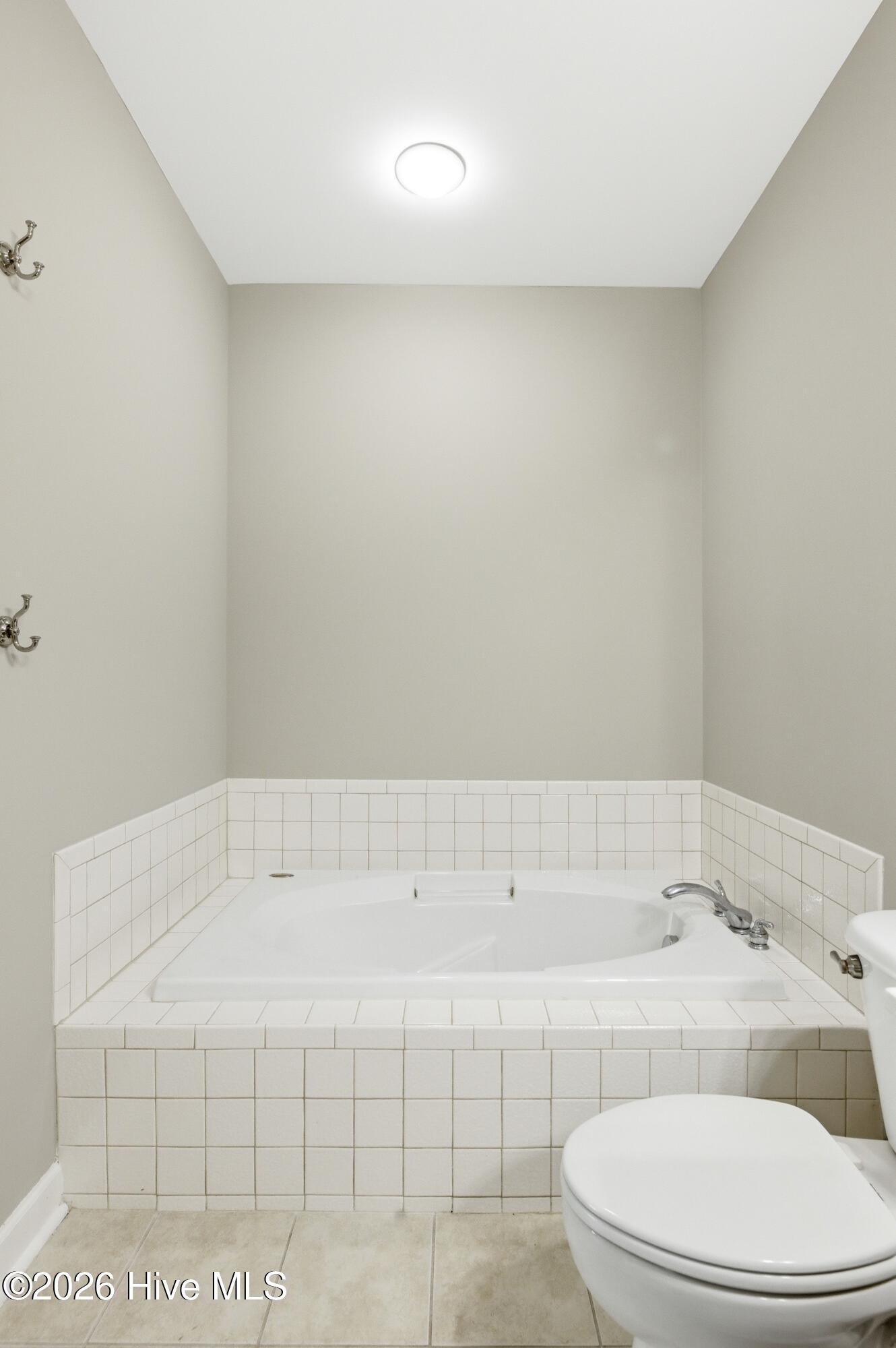 100569493 | Photo 10