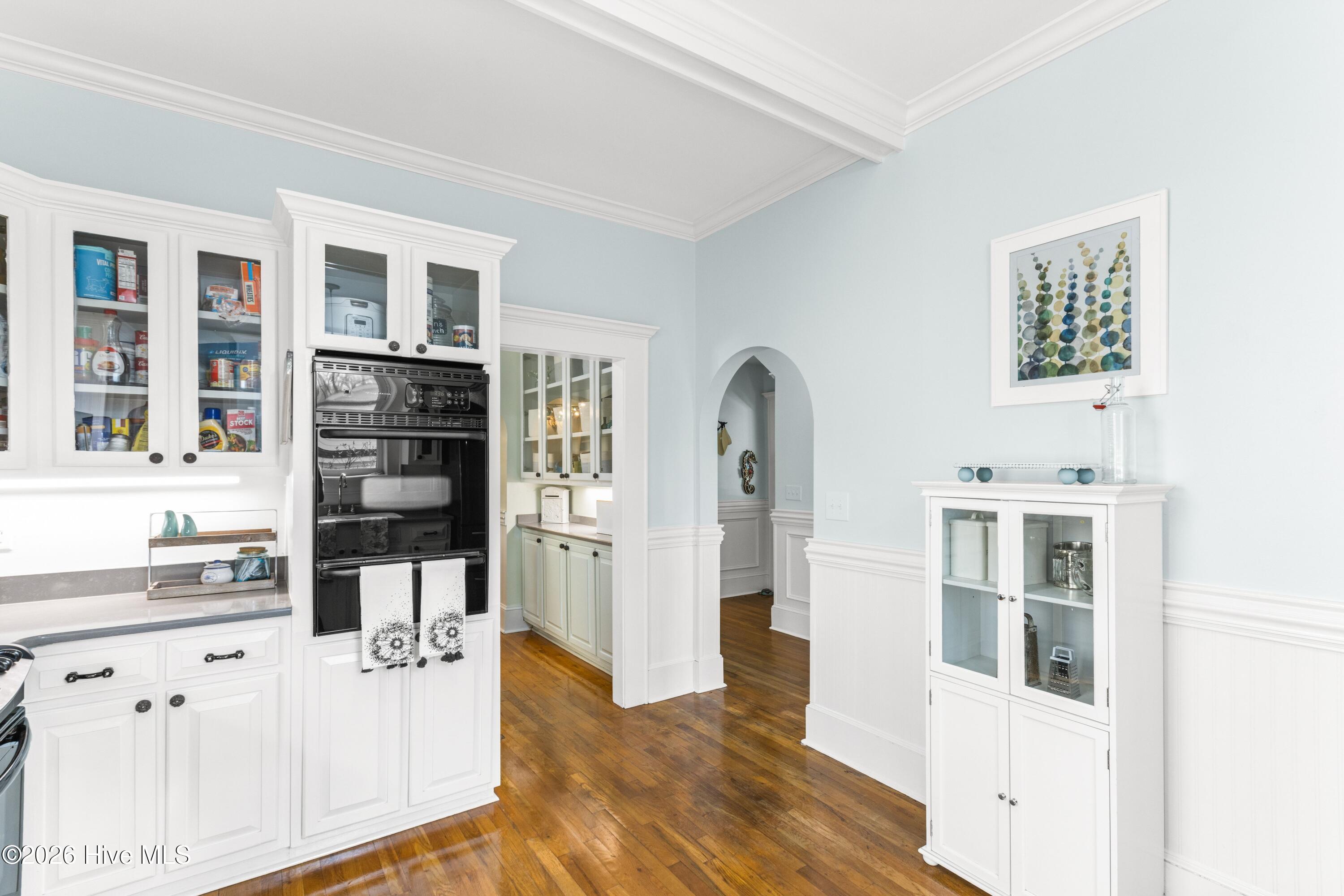 100560142 | Photo 23