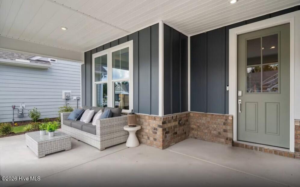 100557124 | Photo 25