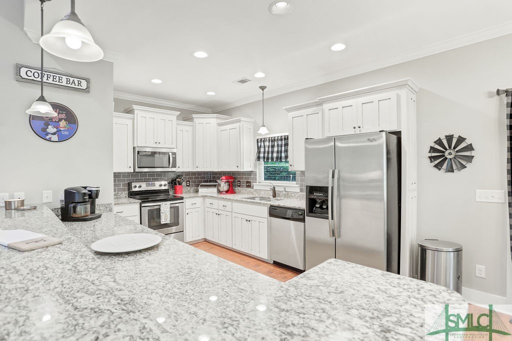 190 Blackjack Oak Drive E, Richmond Hill, GA, 31324