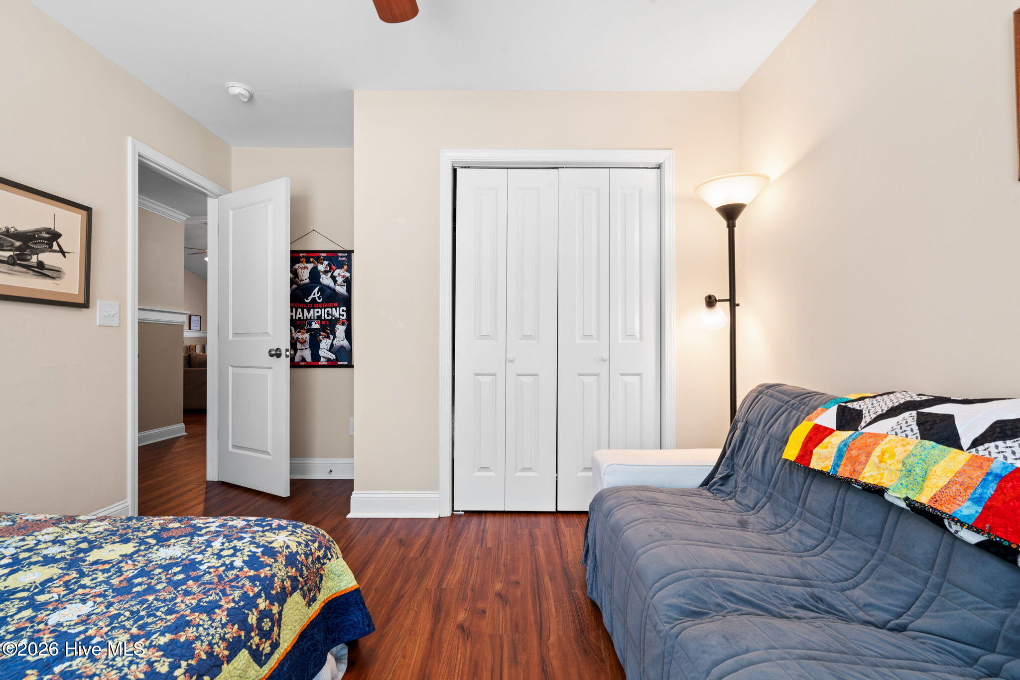 100564641 | Photo 11