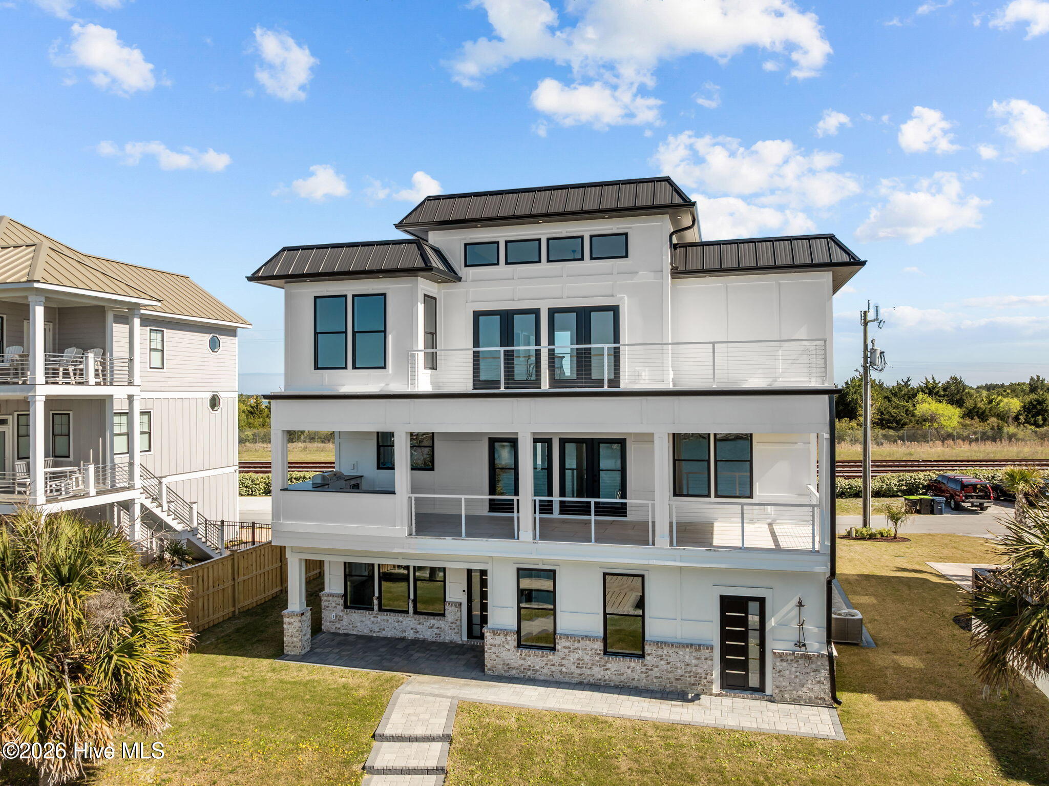 208 Radio Island Road, Morehead City, NC, 28557