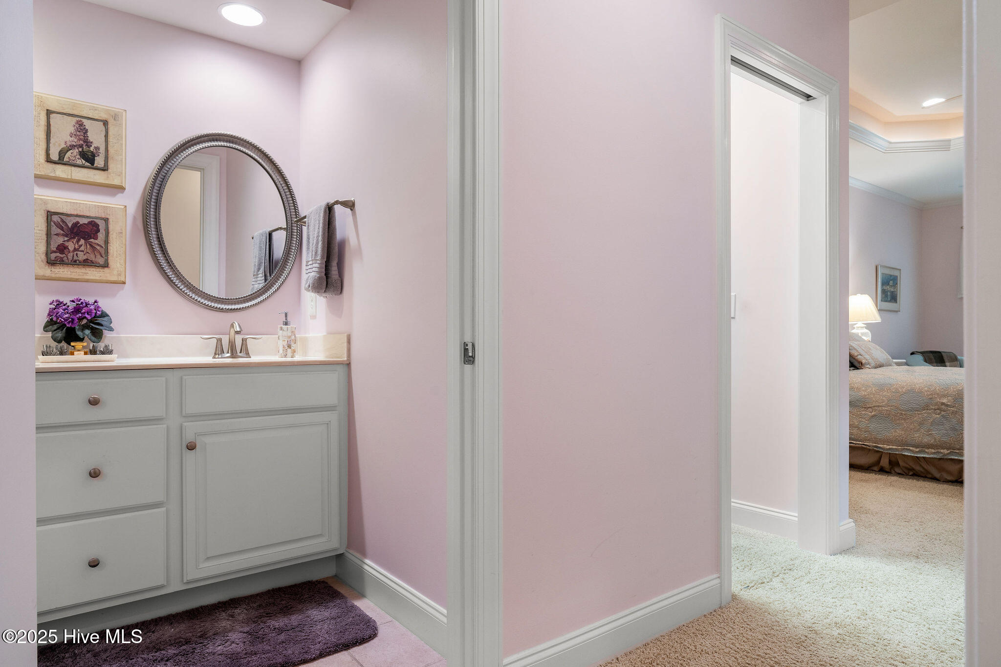 100520063 | Photo 39